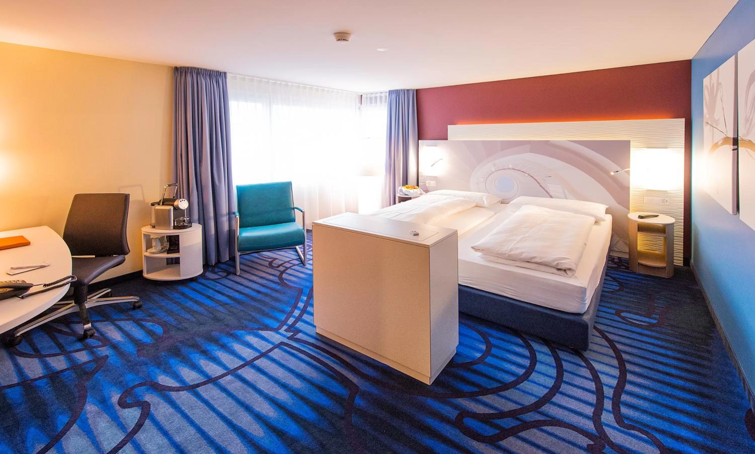 Bedroom, Bed in SeminarHotel am Ägerisee