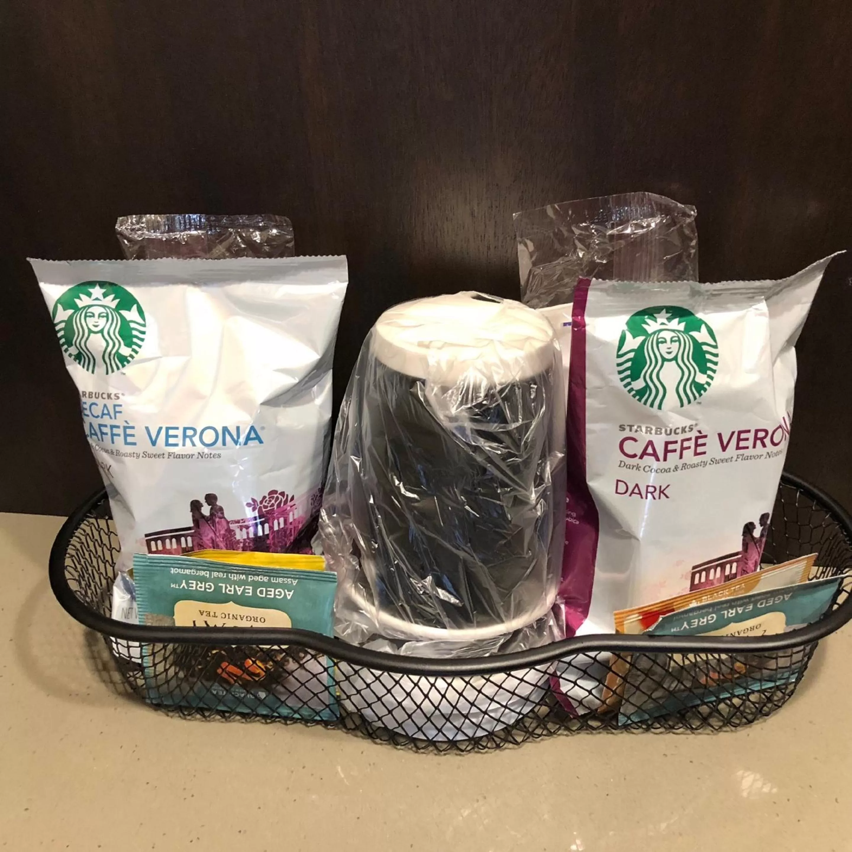 Coffee/tea facilities in Grand Hotel