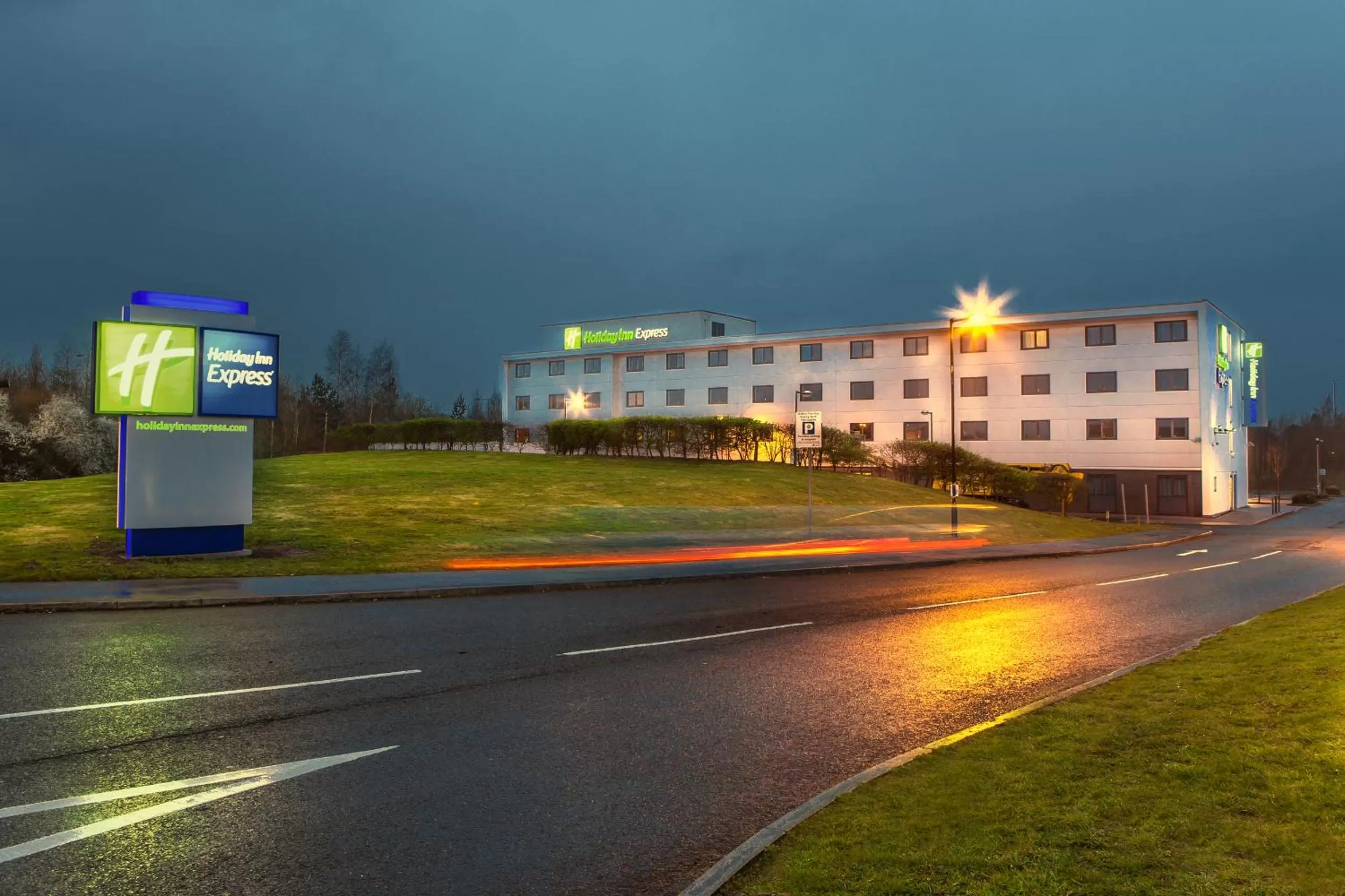 Property building in Holiday Inn Express Manchester Airport by IHG