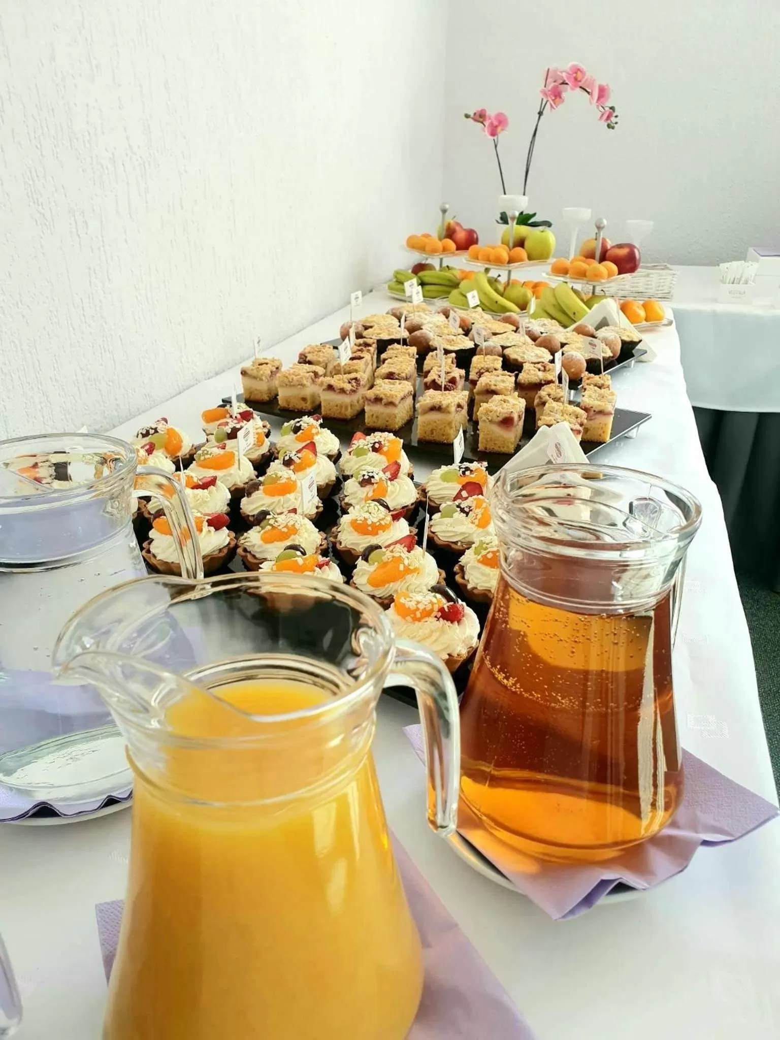 Food and drinks in Hotel Gromada Poznań
