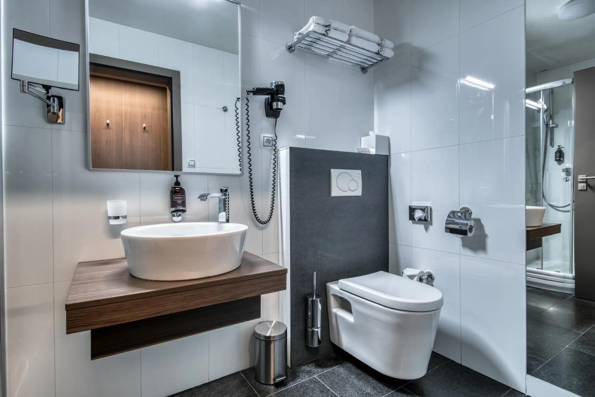 Bathroom in Volcano Spa Hotel