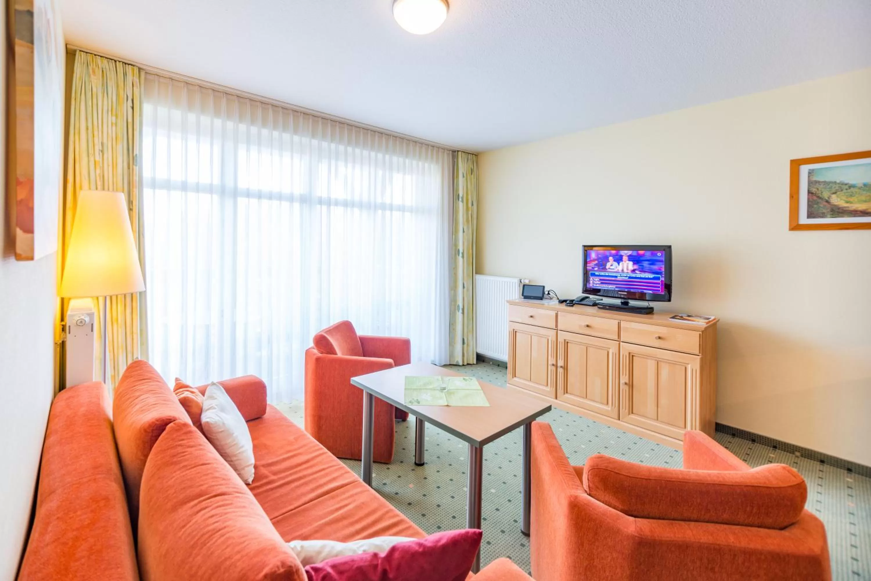 Photo of the whole room, Seating Area in Am Weststrand Apartmenthaus Waldeck