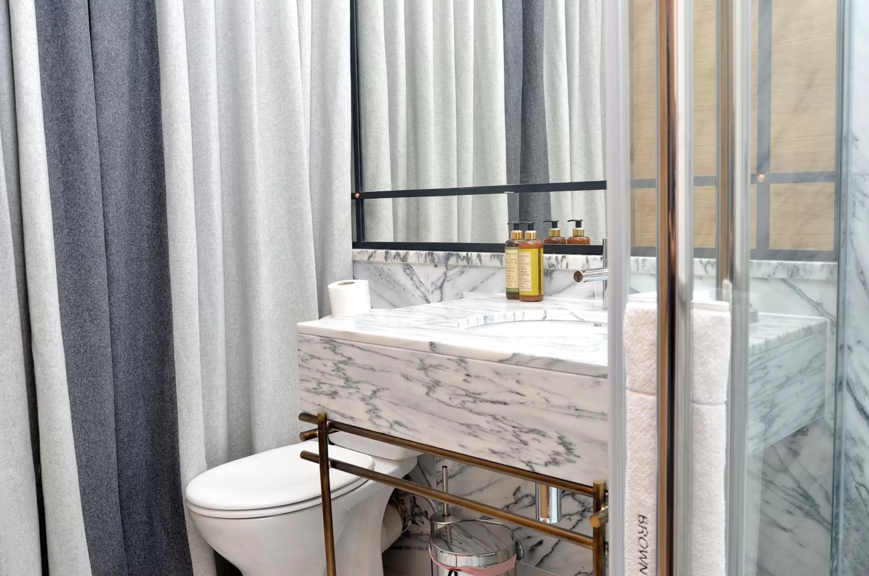 Shower in Browns Boutique Hotel