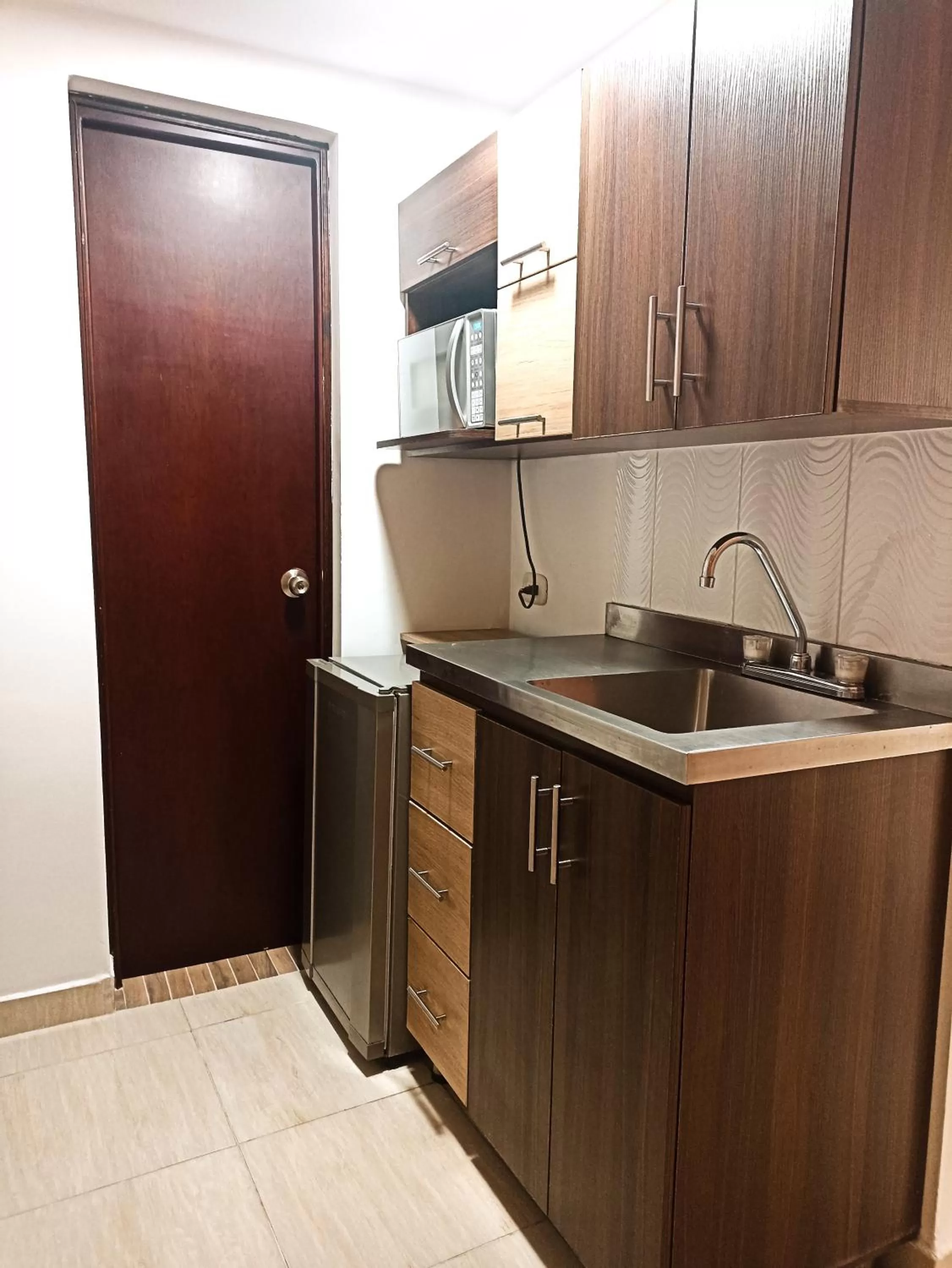 Decorative detail in Laureles Guest House LGH Hotel