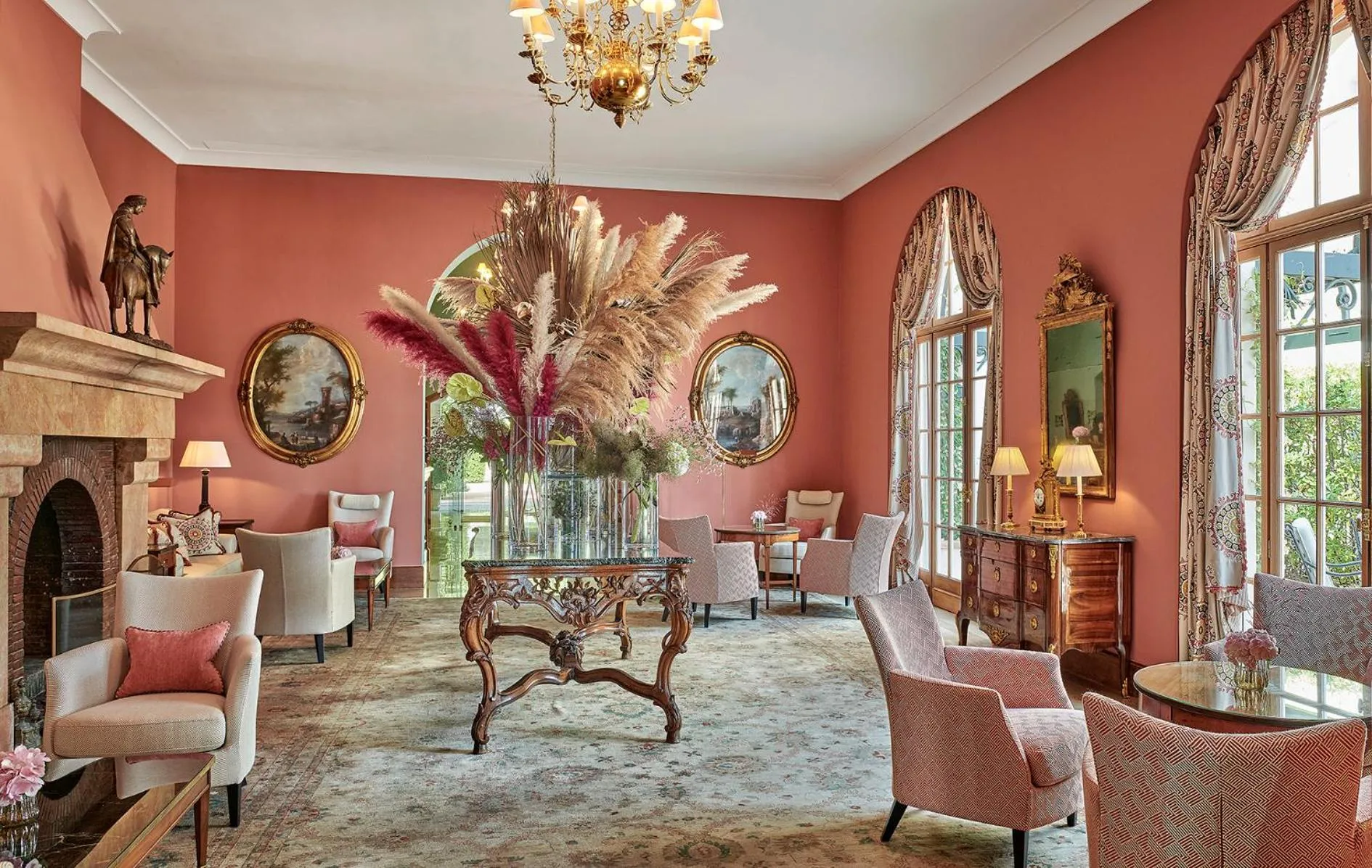 Living room in Château Saint-Martin & Spa, Oetker Hotels