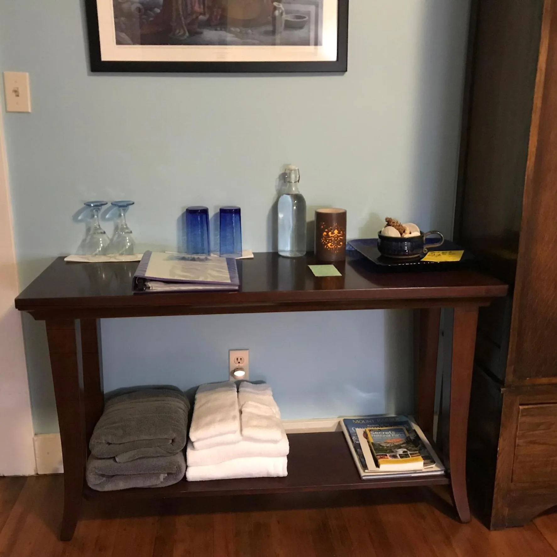 King Suite in Mountain Meadows Inn & Chalet Suites