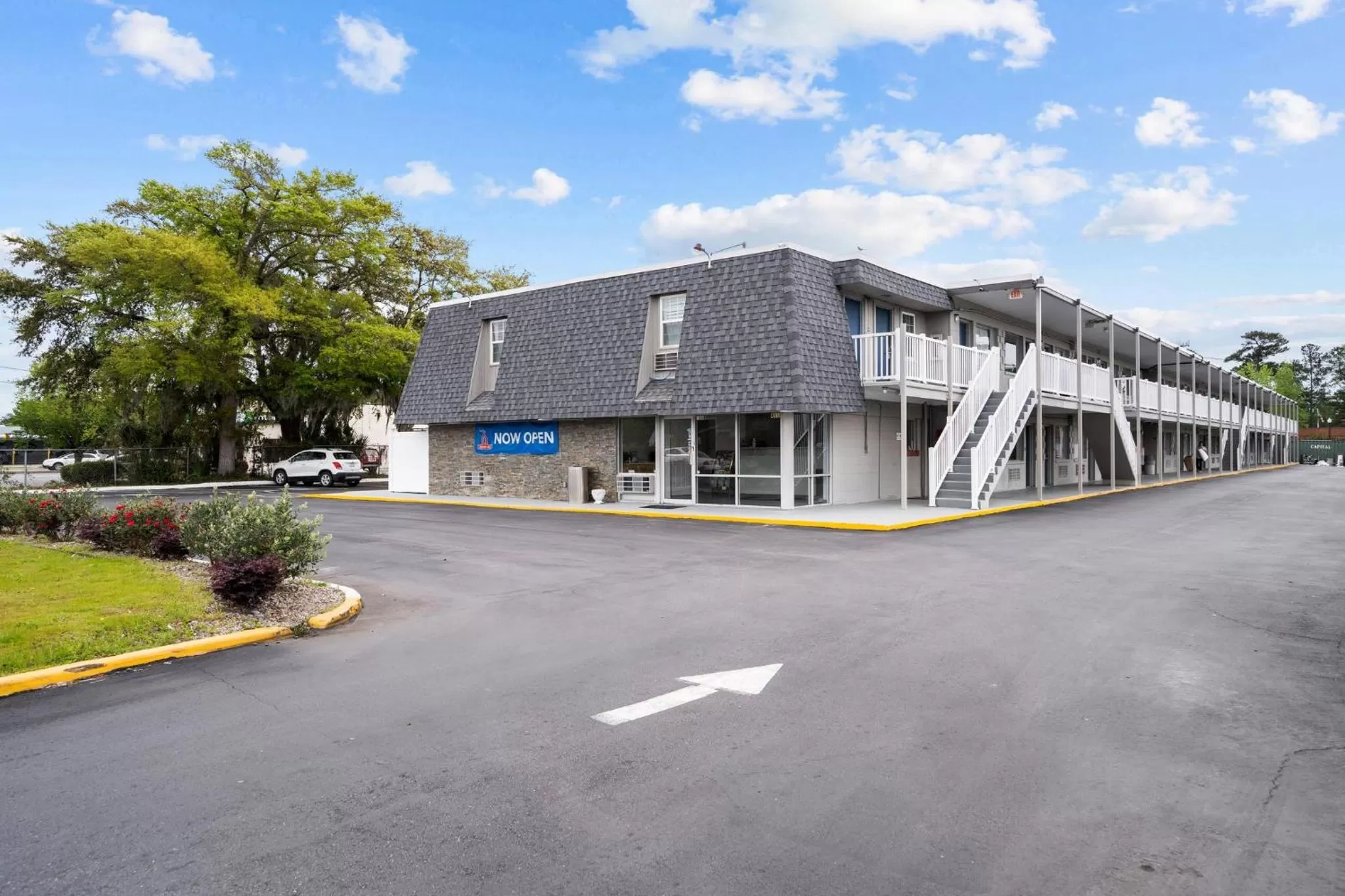 Facade/entrance in Studio 6 Wilmington, NC