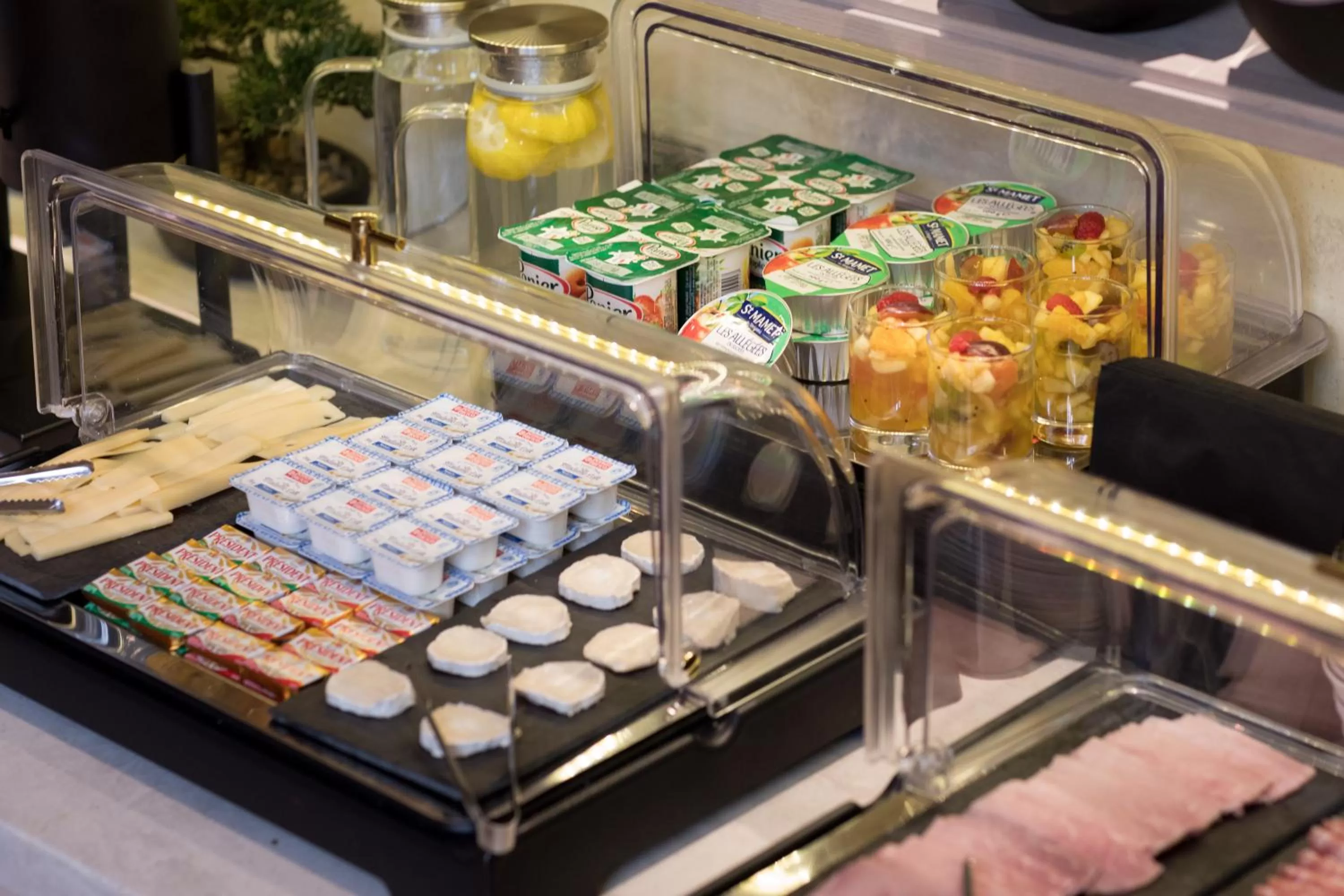 Food and drinks in Prince Albert Lyon Bercy