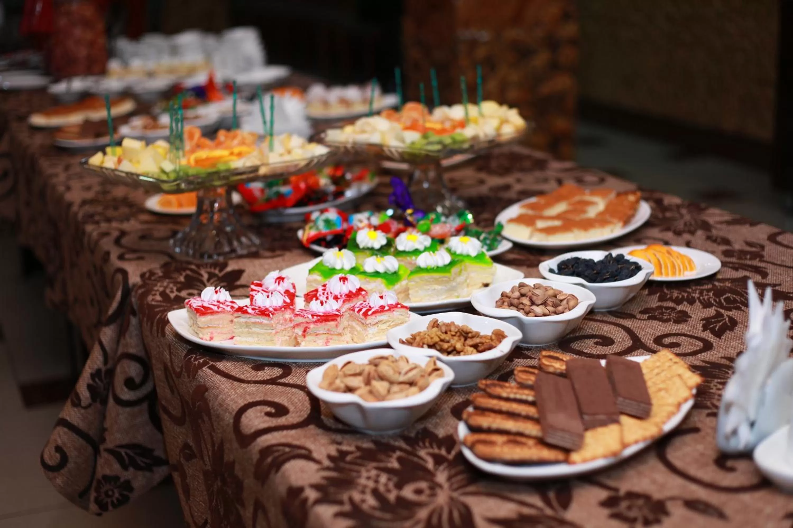 Food and drinks in Maximum Hotel