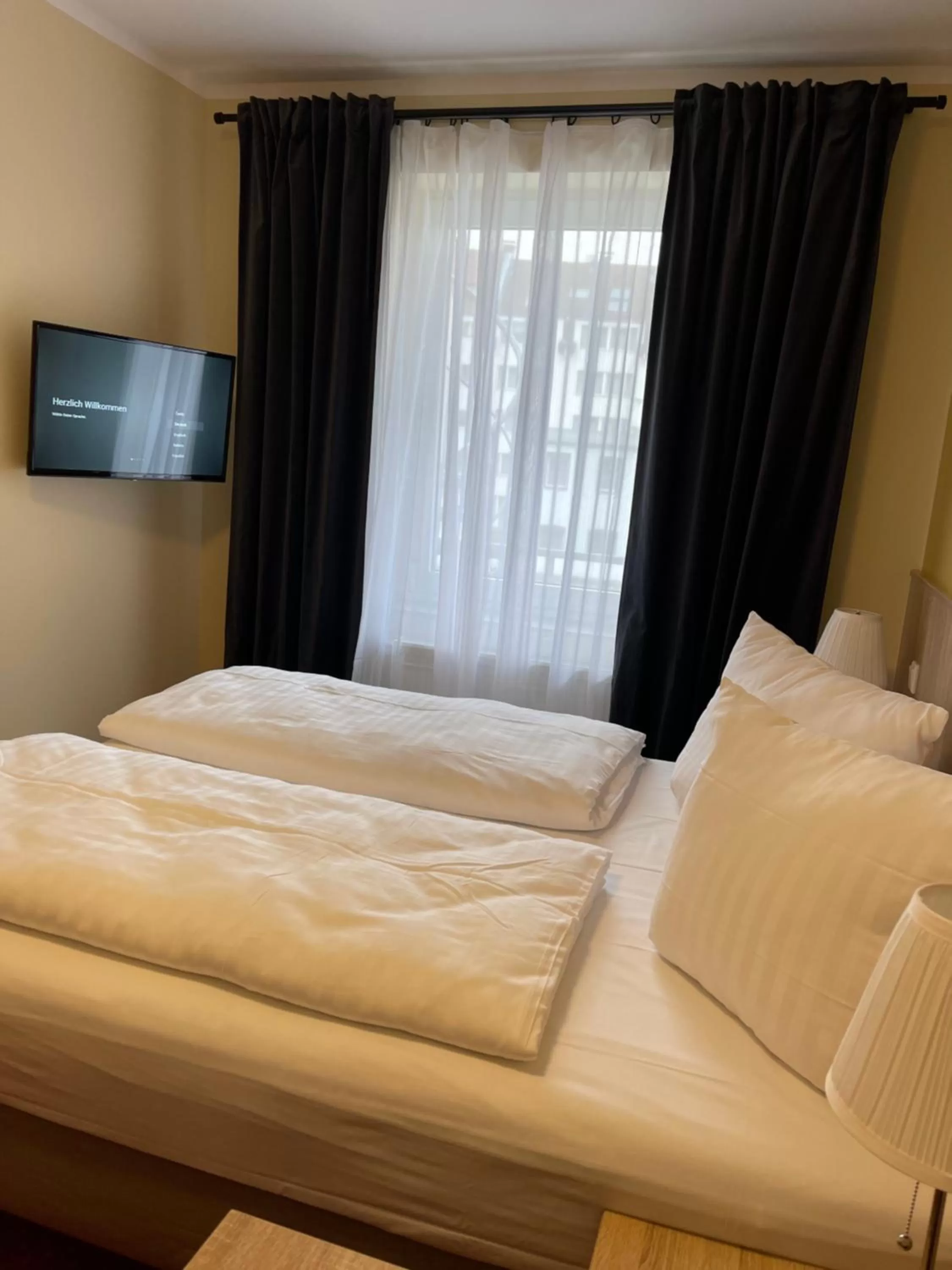 Photo of the whole room, Bed in Palm Premium Hotel & Apartments