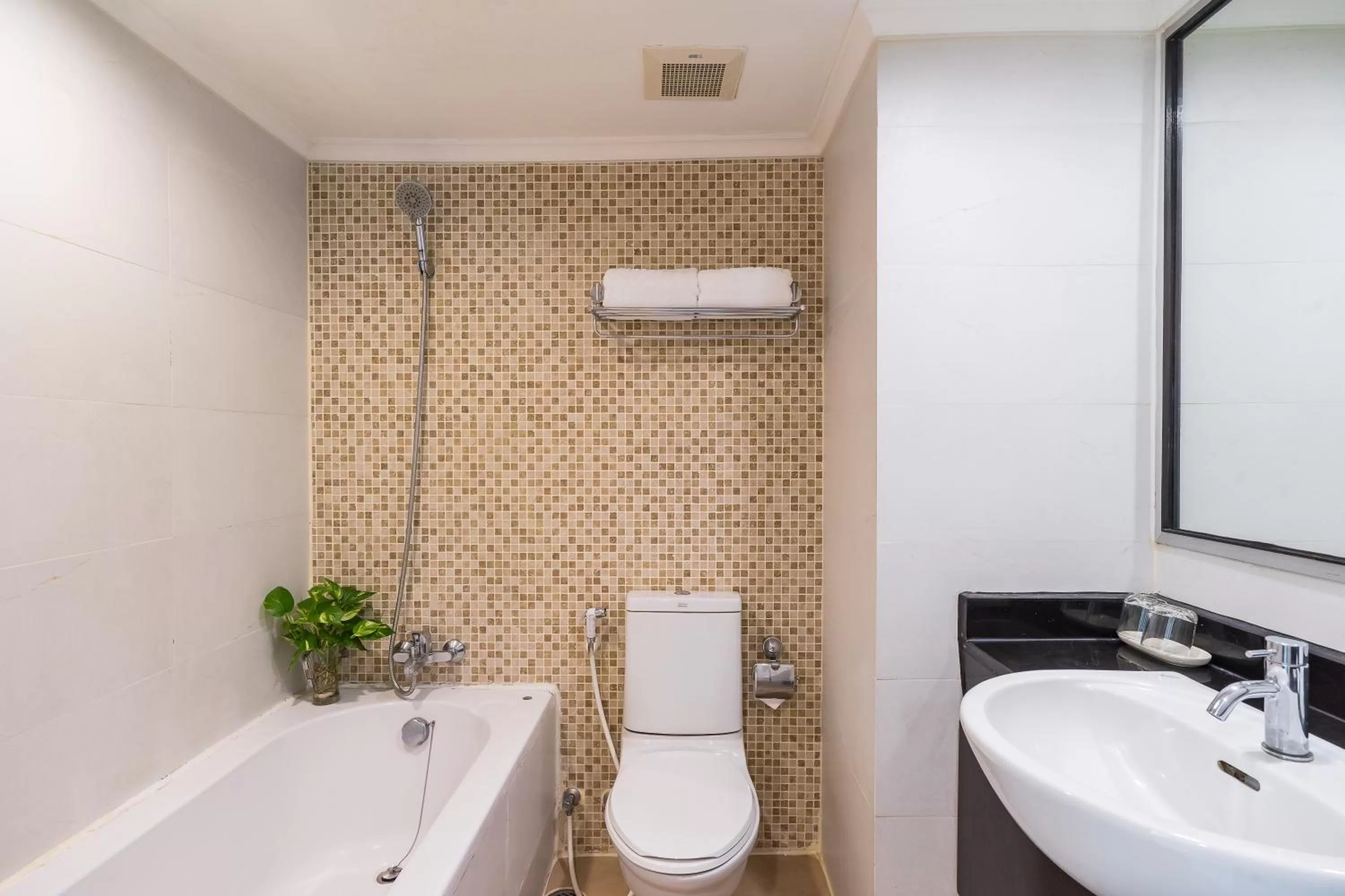 Toilet in Citin Pratunam Bangkok by Compass Hospitality
