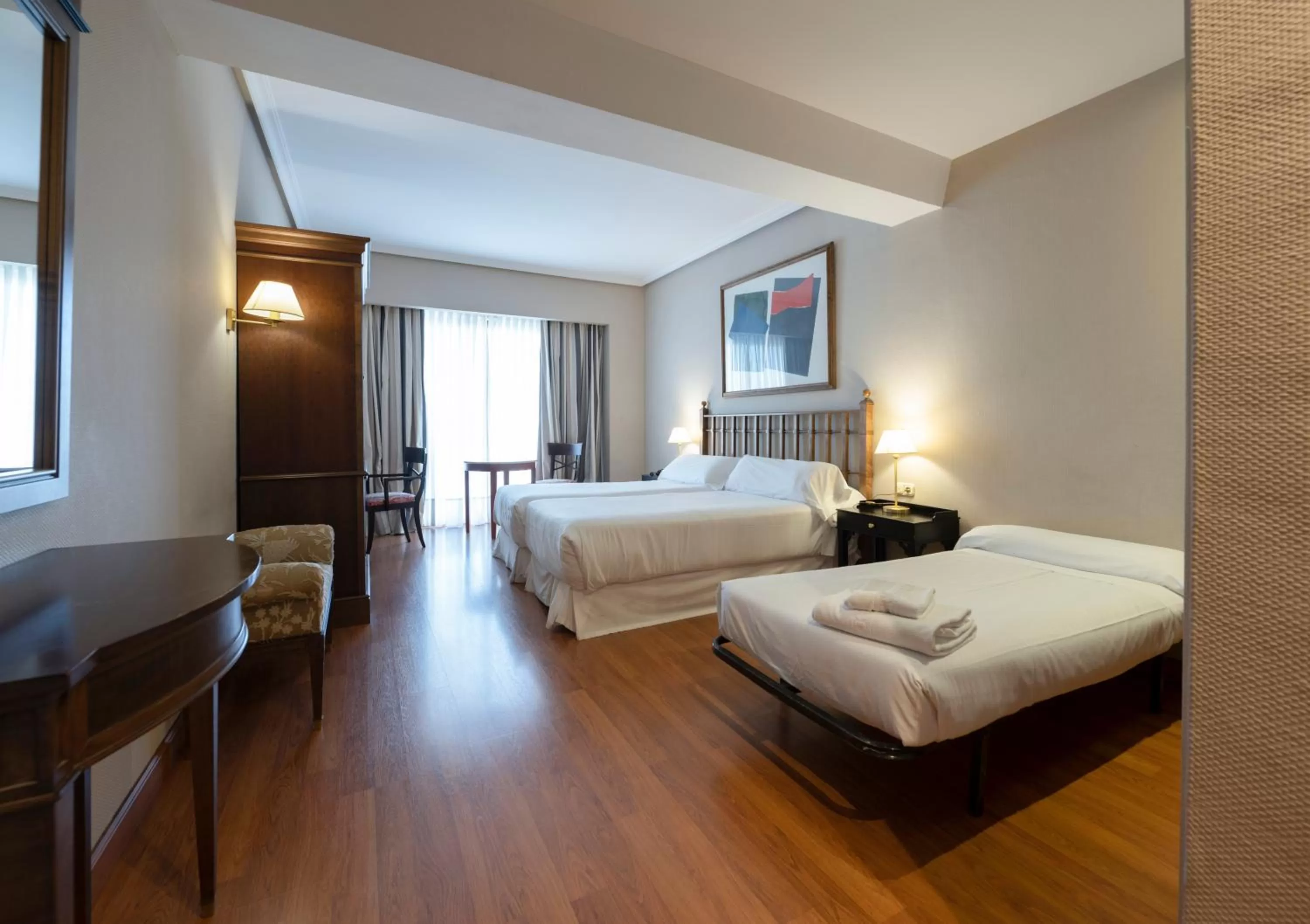 Bedroom, Bed in Barceló León Conde Luna