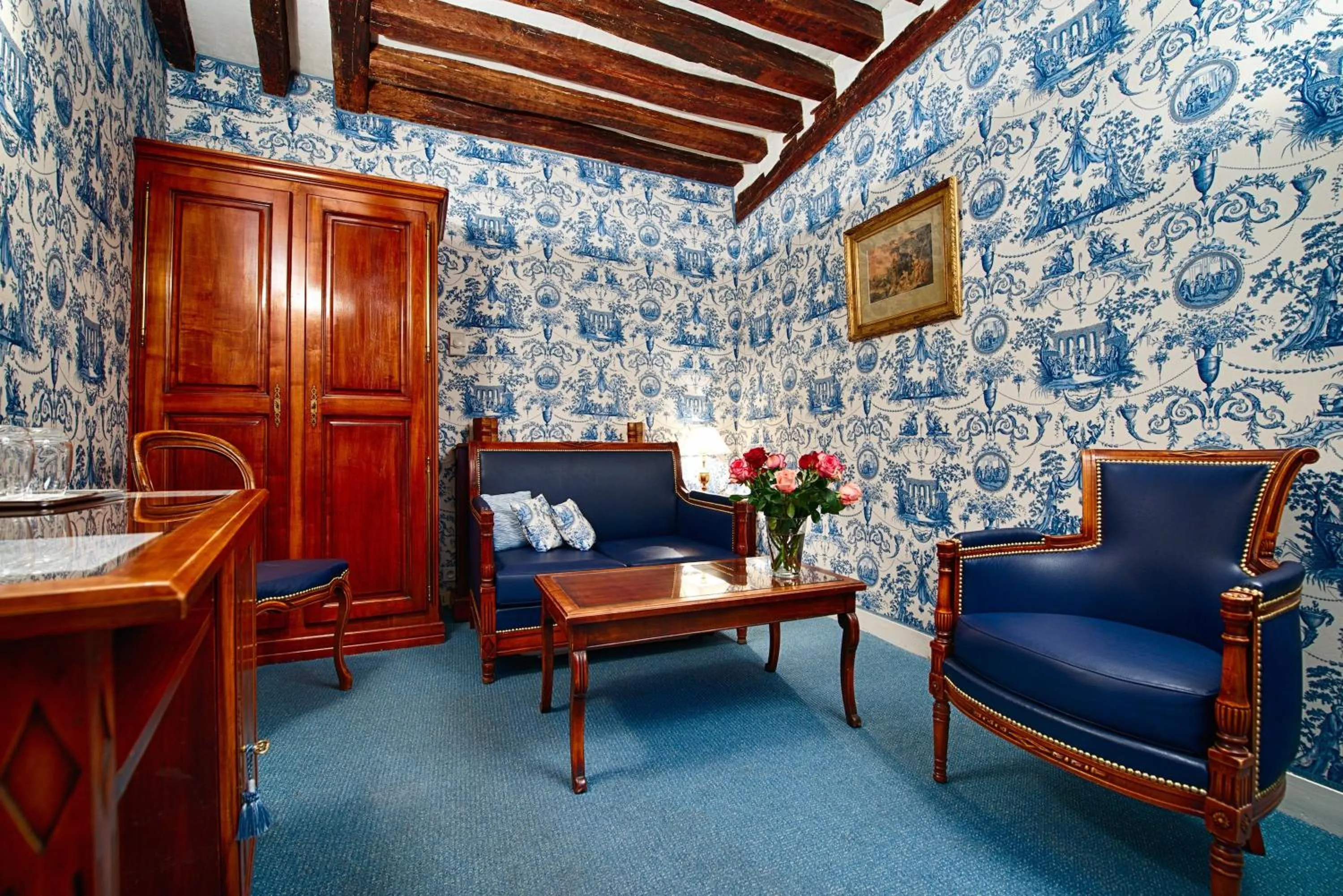 Living room in Relais Hôtel du Vieux Paris