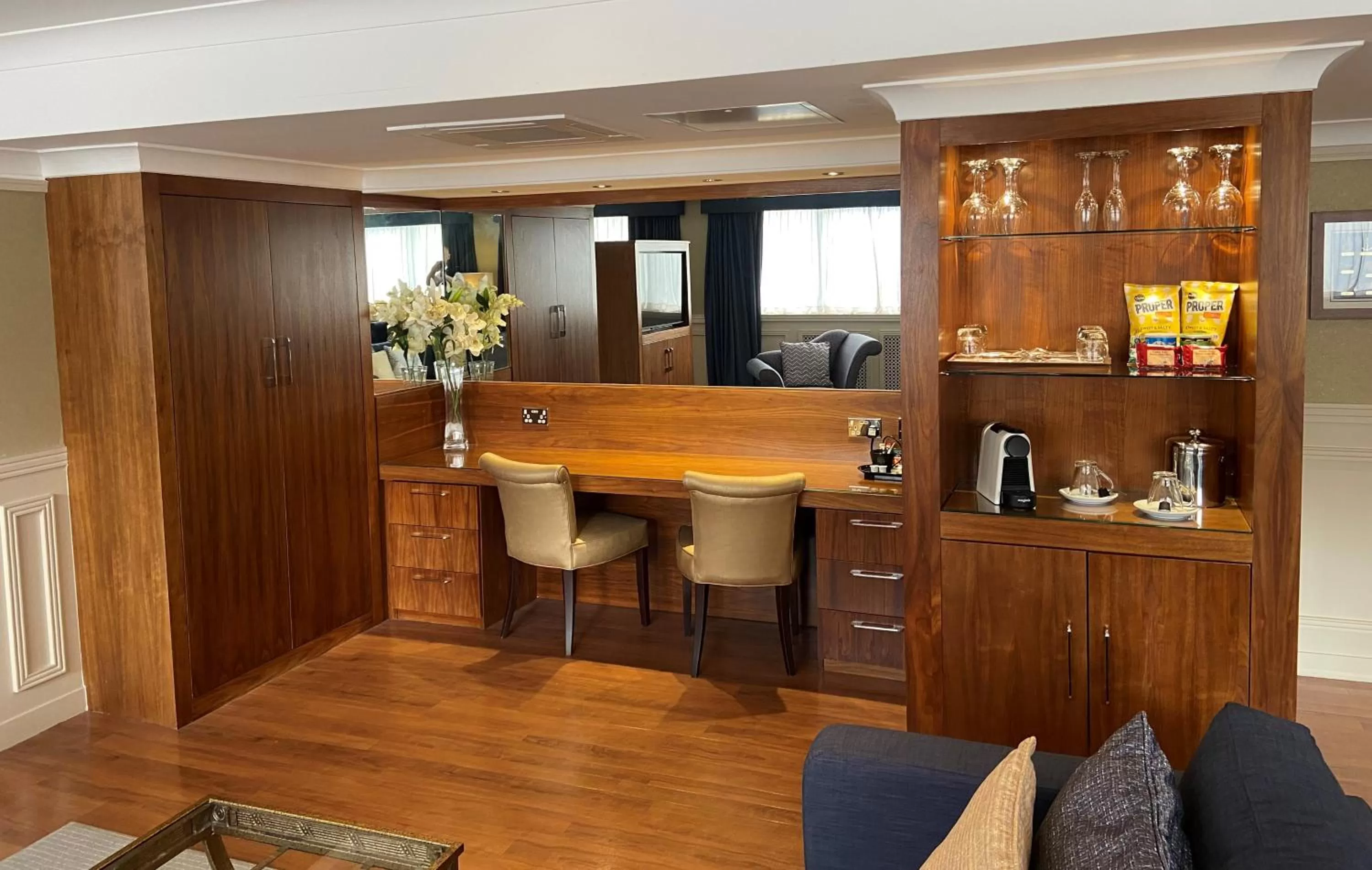 Coffee/tea facilities in The Liner at Liverpool