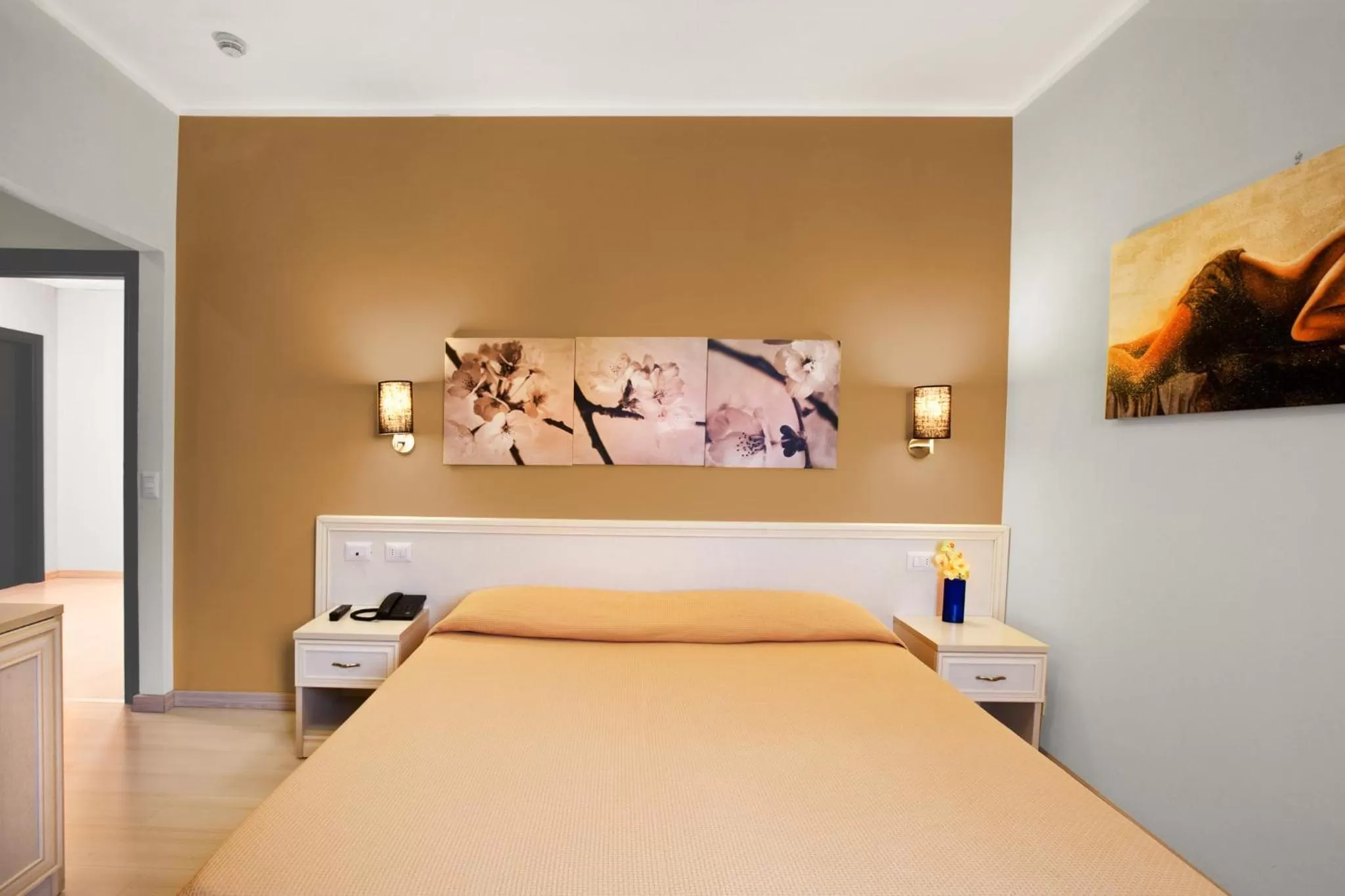 Bed in Hotel La Campagnola