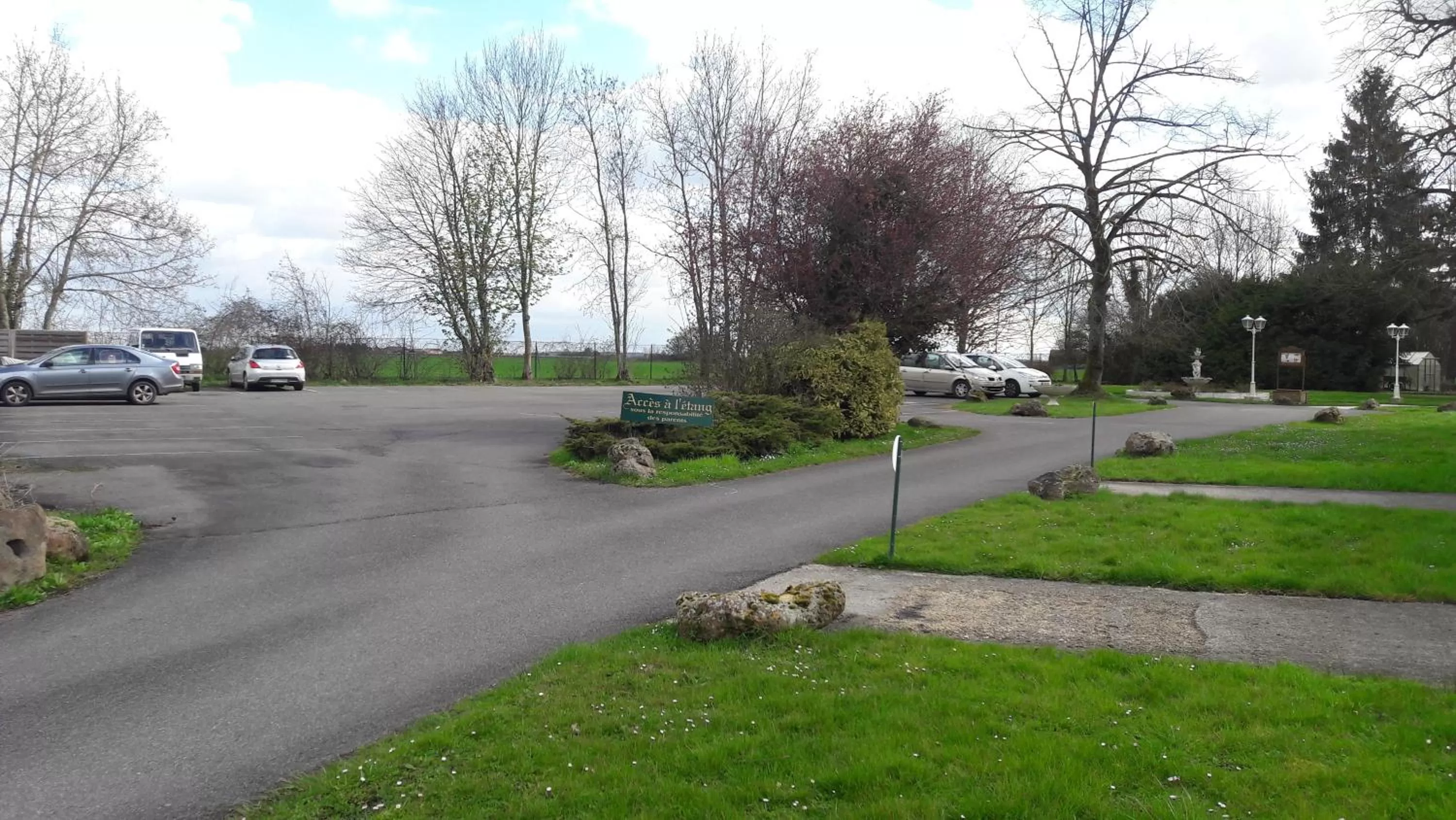 Logis - Hostellerie Le Chatel Nangis