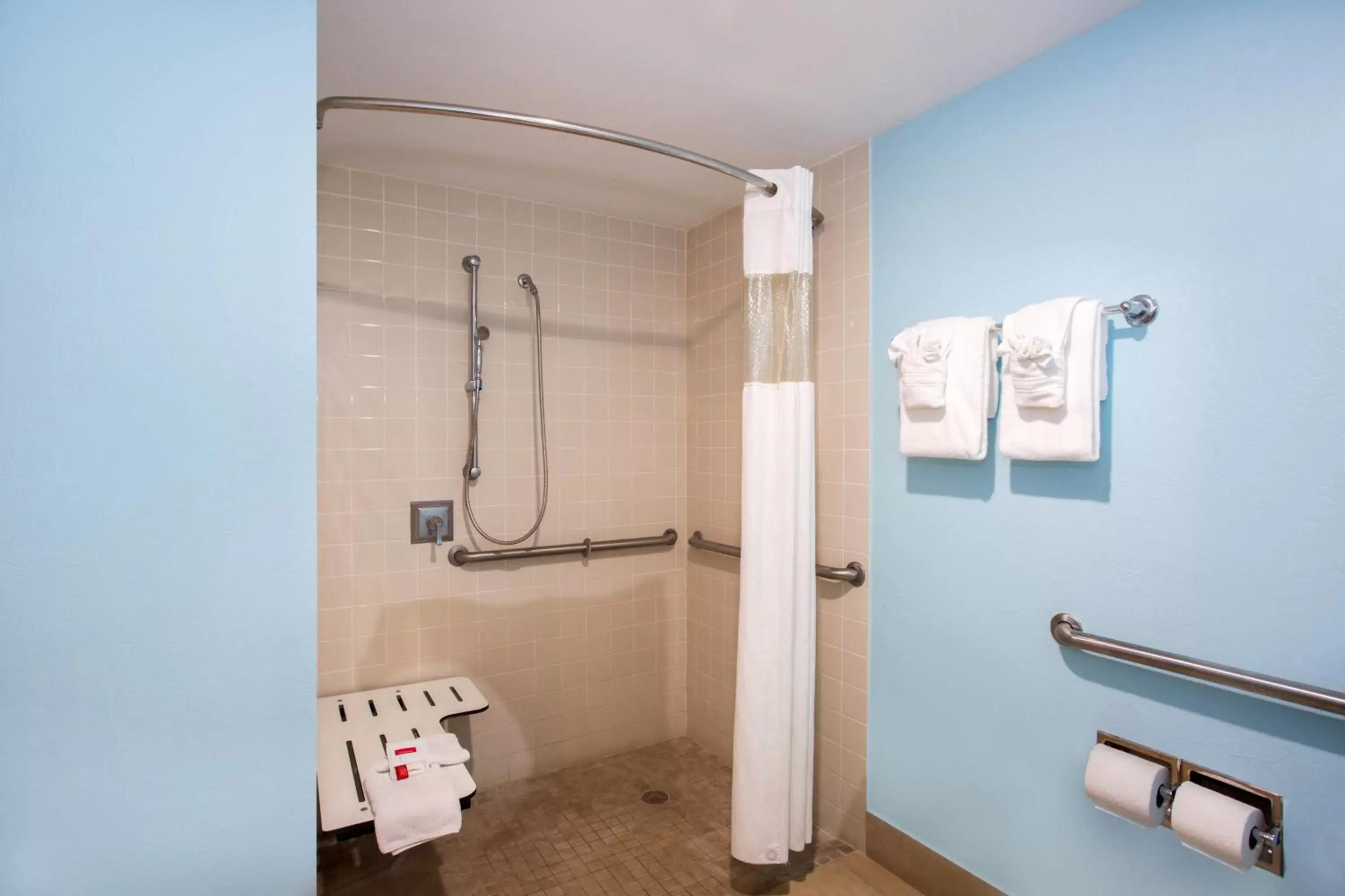 Double Room - Disability Access/Non-Smoking in Days Inn by Wyndham Florida City Double Room - Disability Access/Non-Smoking in Days Inn by Wyndham Florida City