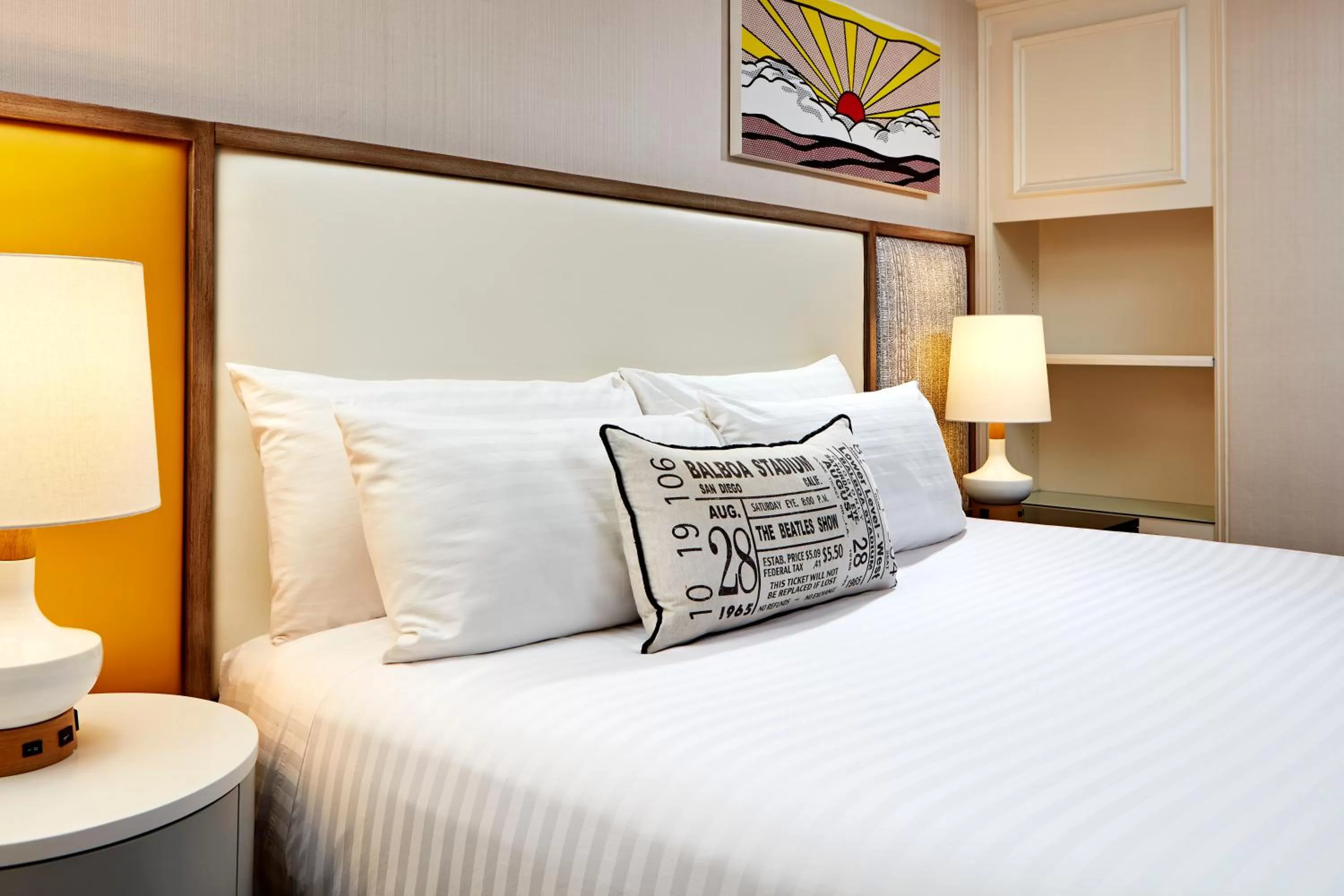 Decorative detail, Bed in The Bristol Hotel San Diego