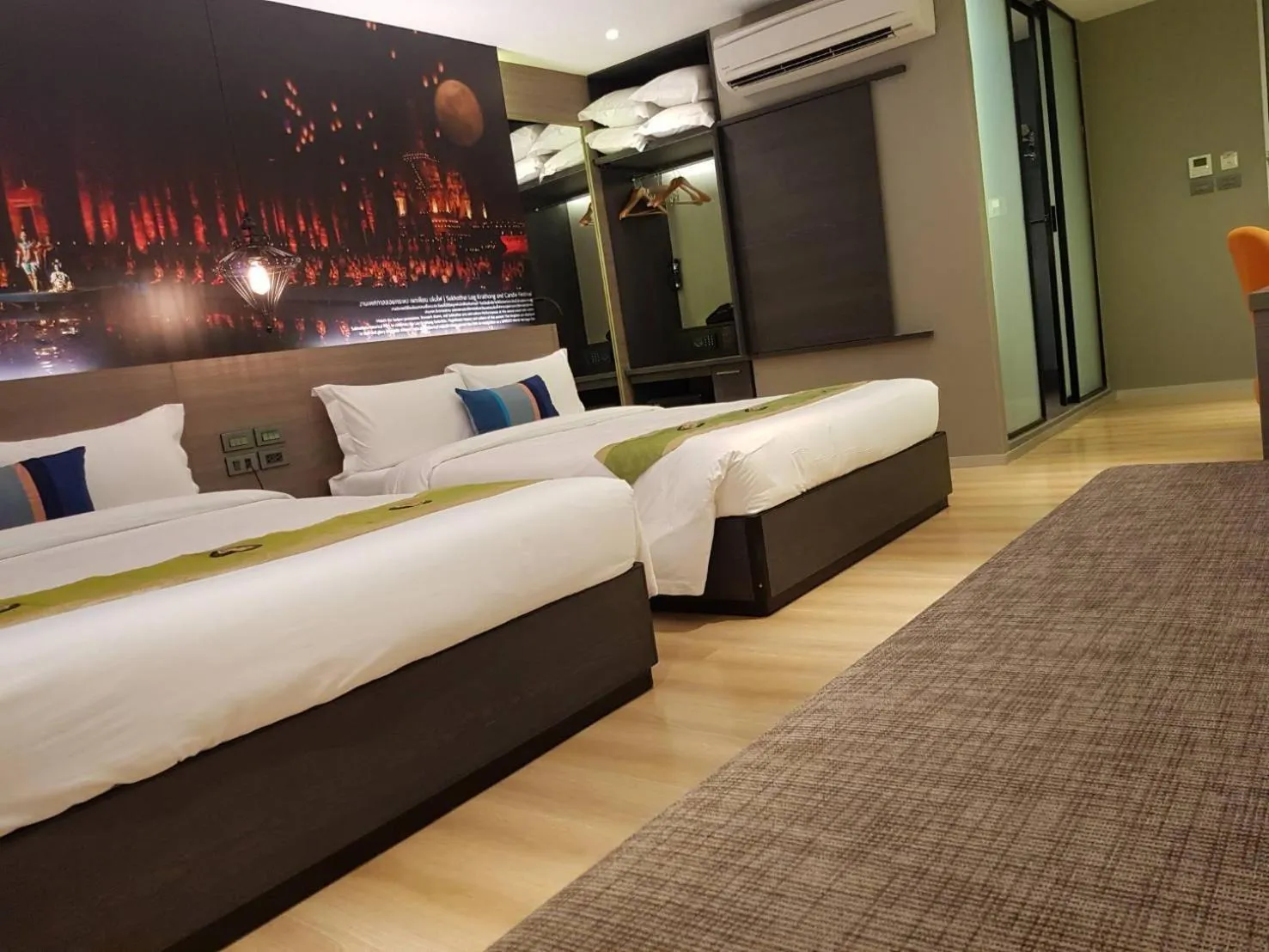 Bizotel Premier Hotel & Residence