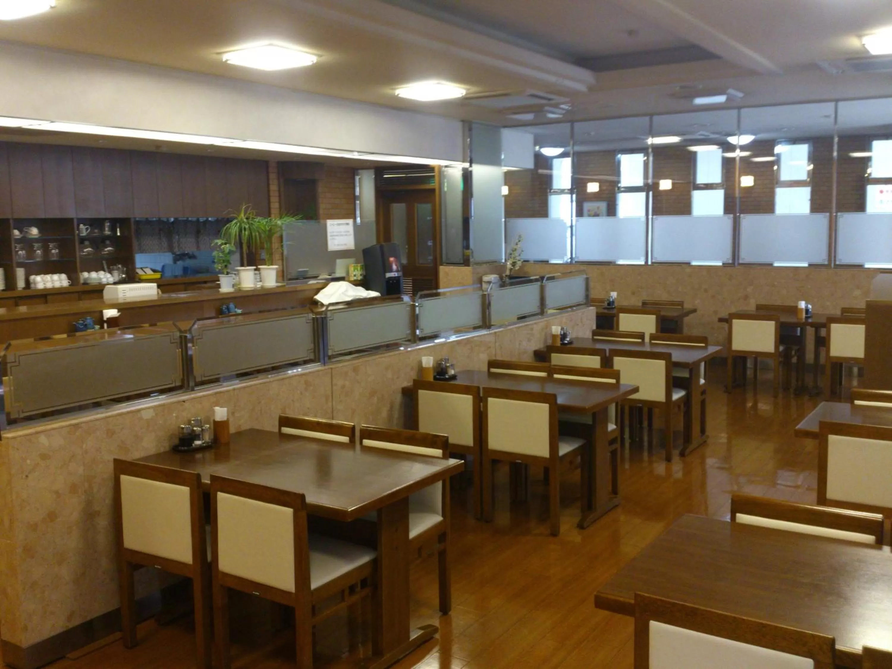 Restaurant/places to eat in Hotel Kajiwara
