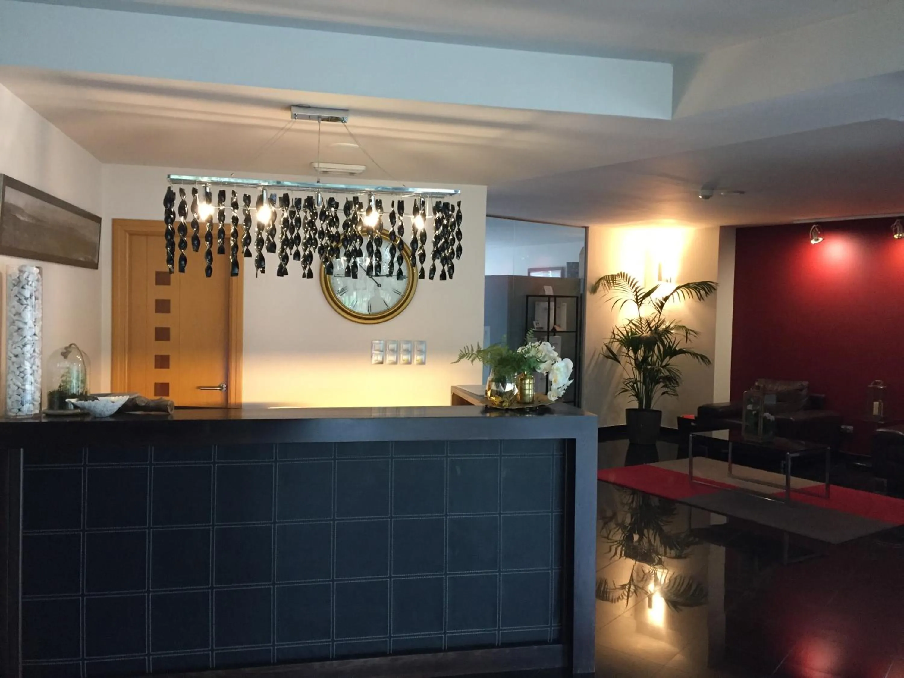 Lobby or reception in Peregrina Hotel