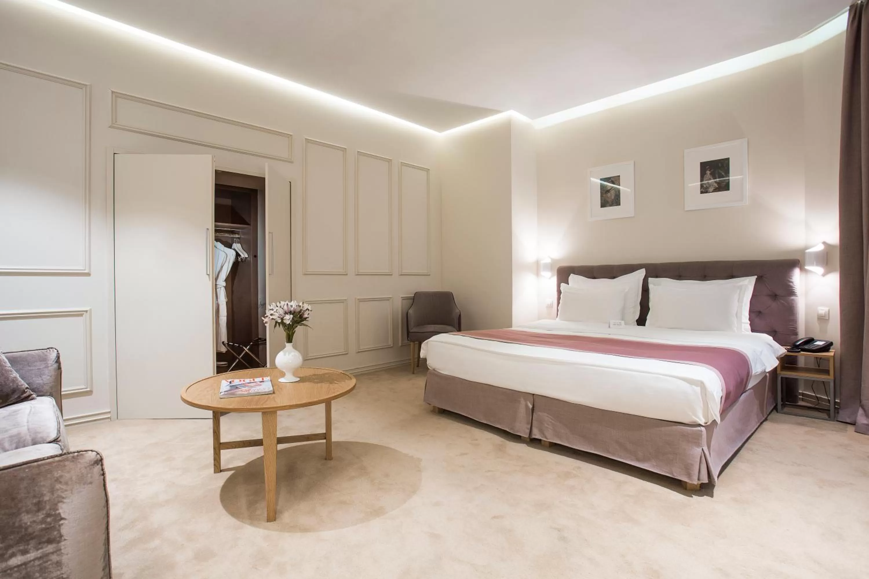 Bed in Jump INN Hotel Belgrade