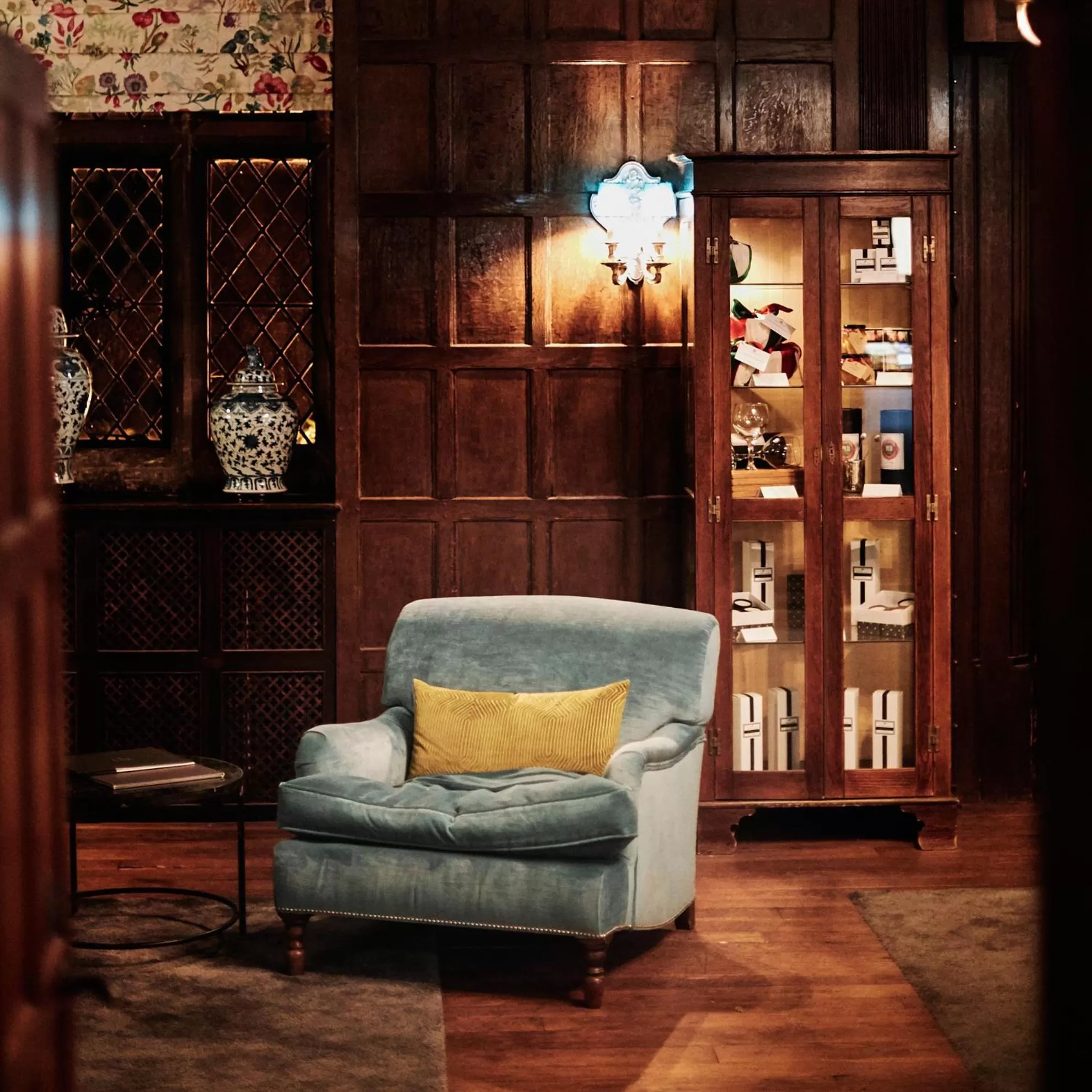 Lobby or reception in Great Fosters - Near Windsor