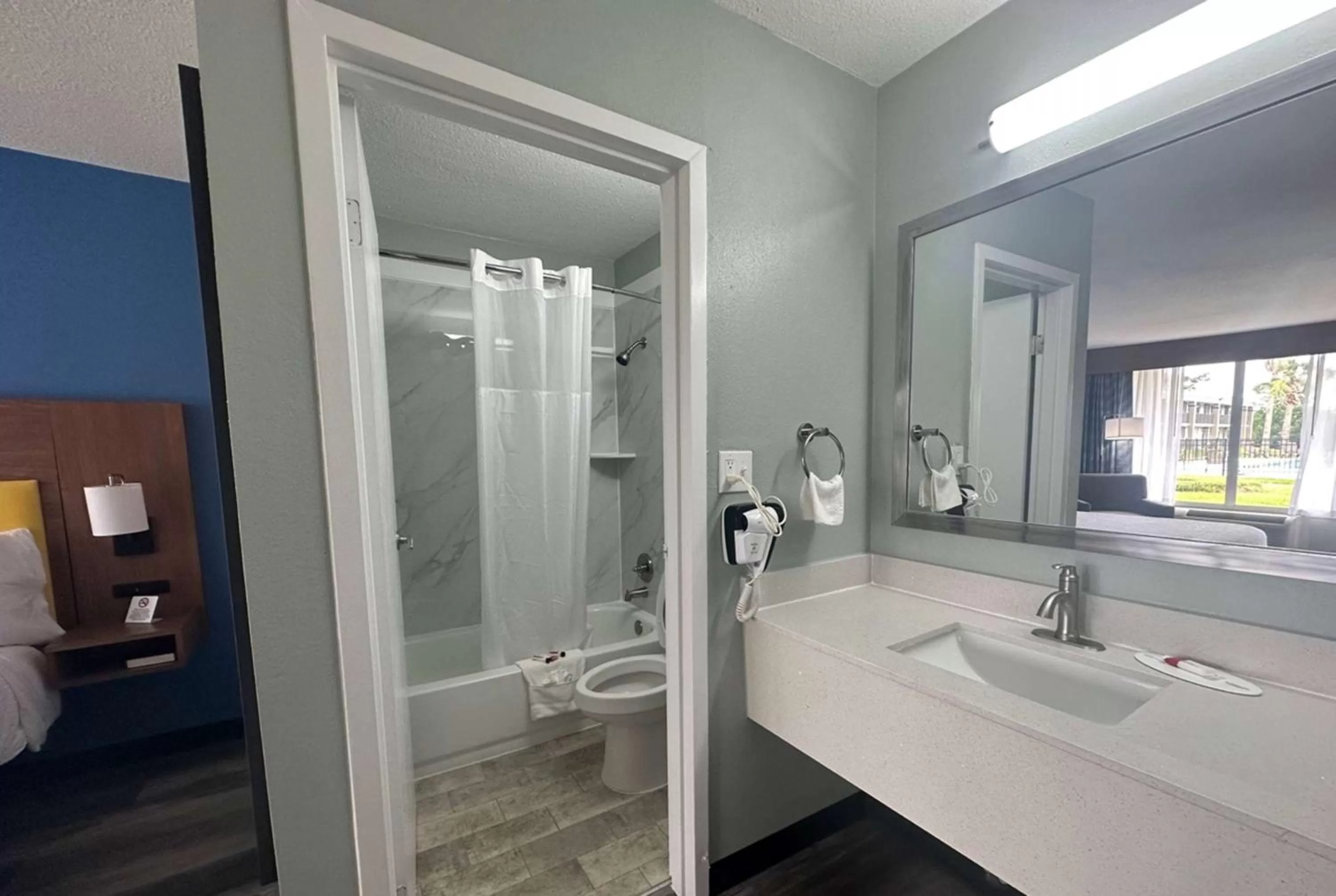 Bathroom in Days Inn & Suites by Wyndham Jennings