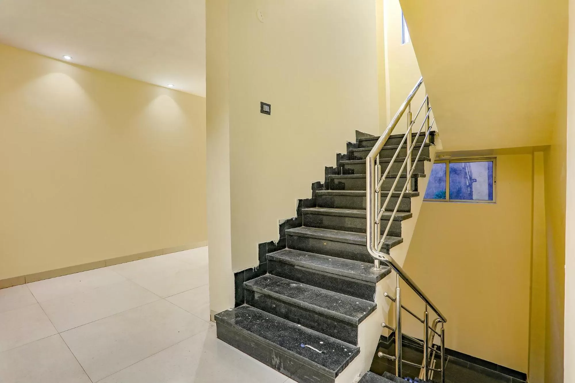 Lobby or reception in FabHotel Day2Day