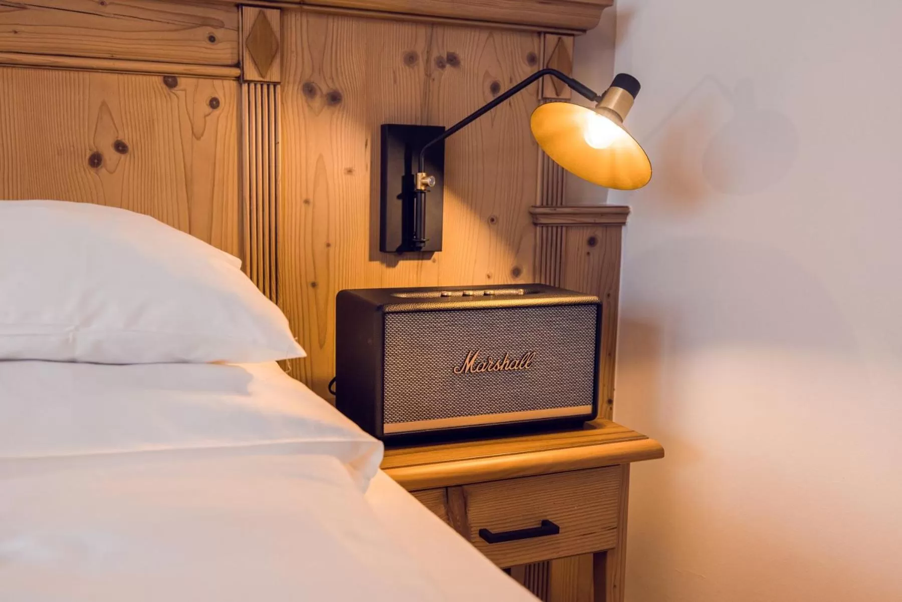 Bed in Alpine Hideaway ZILLERTALERHOF - 4 Sterne Superior