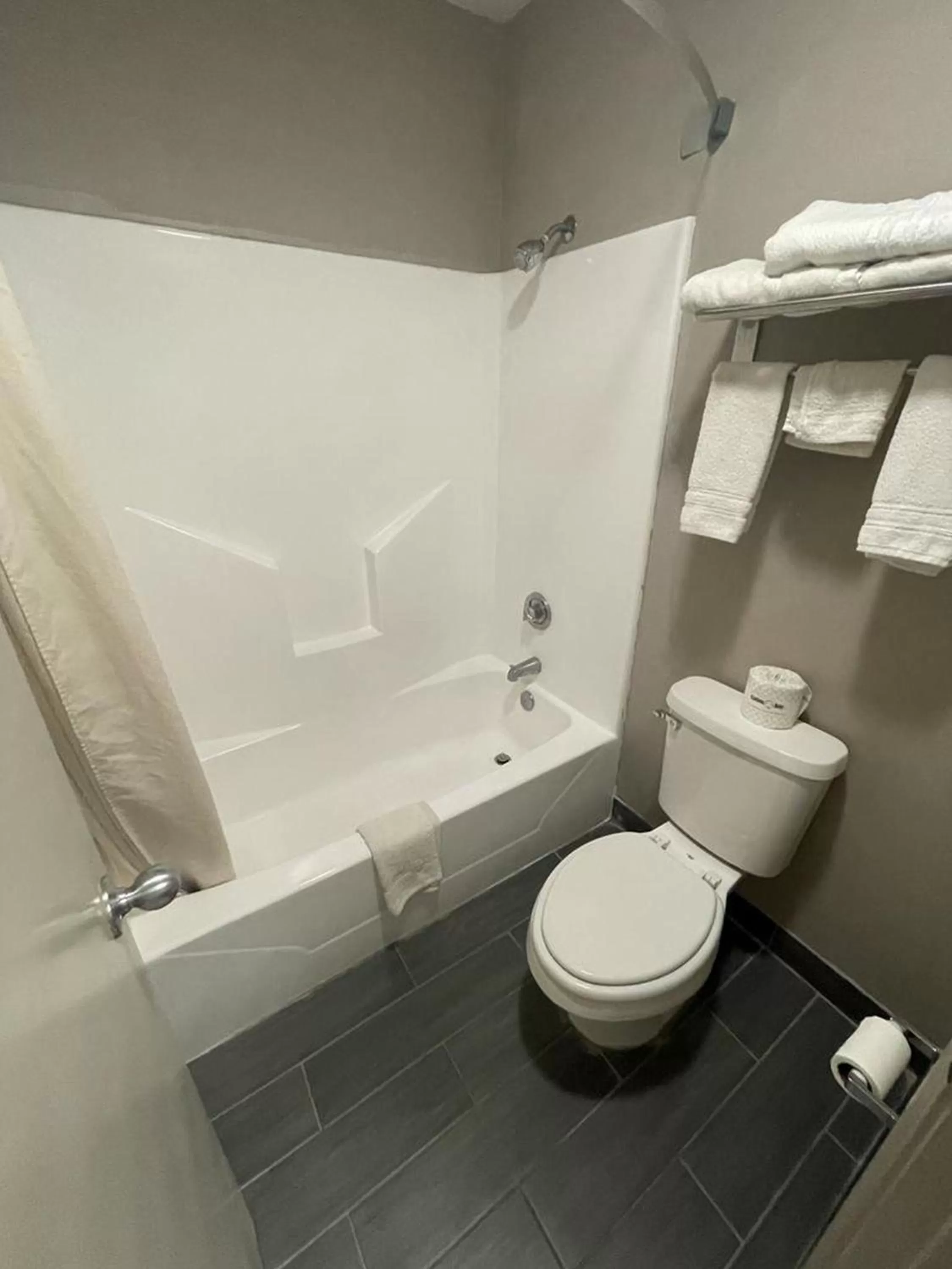 Bathroom in Super 8 by Wyndham Hazen