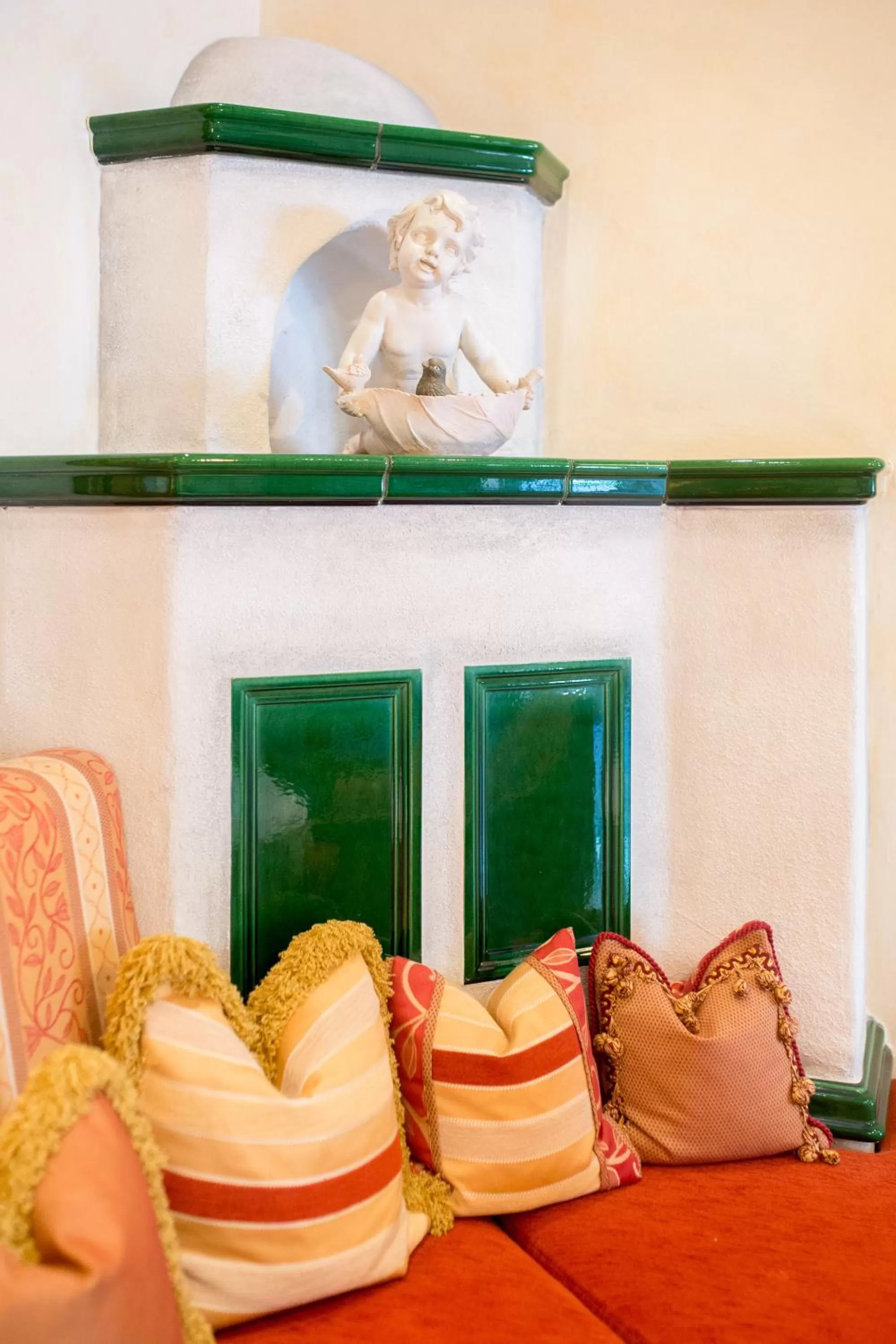 Decorative detail, Bed in Landhaus Grünau