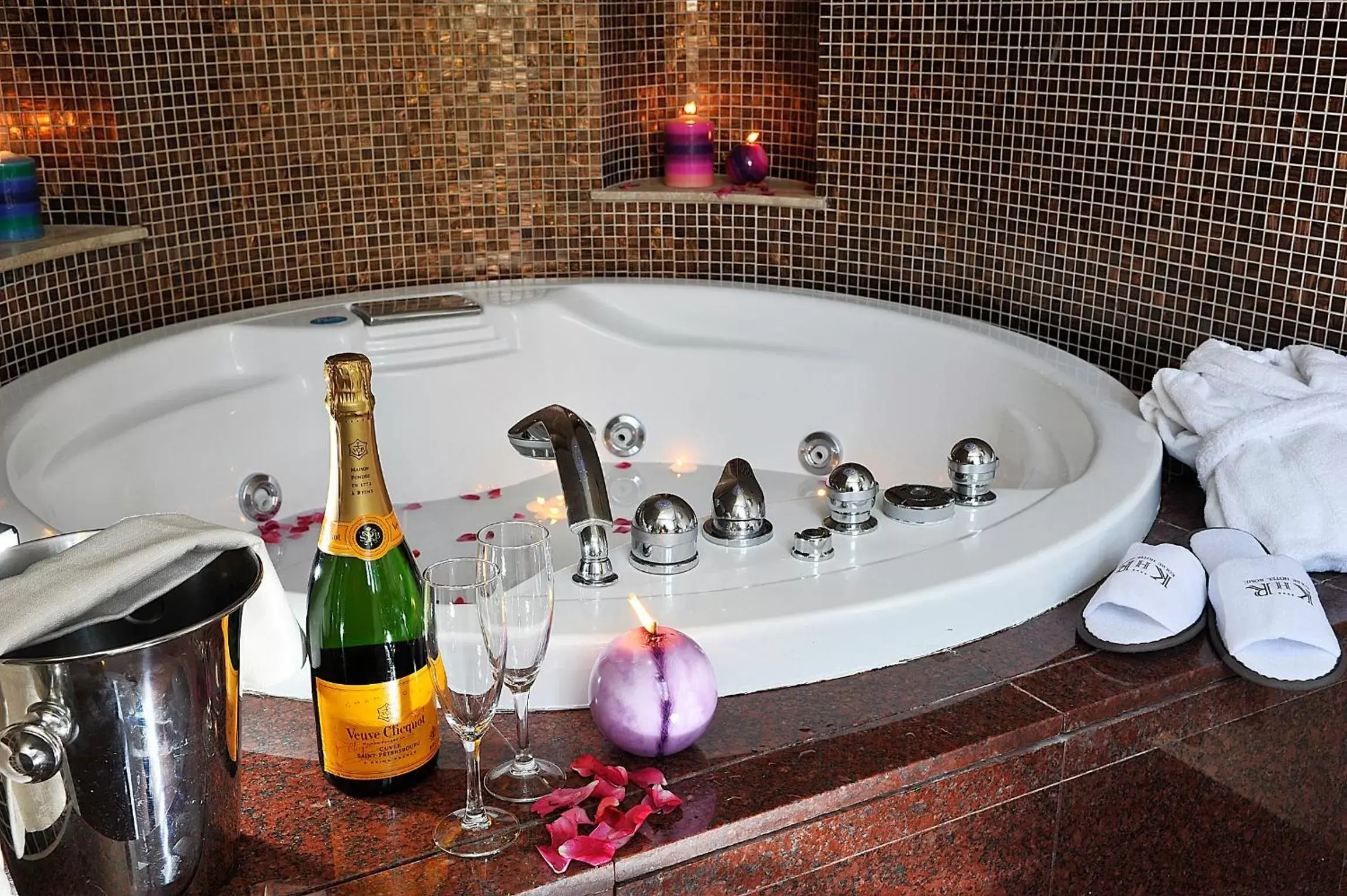 Deluxe Double Room in Kolbe Hotel Rome Deluxe Double Room in Kolbe Hotel Rome