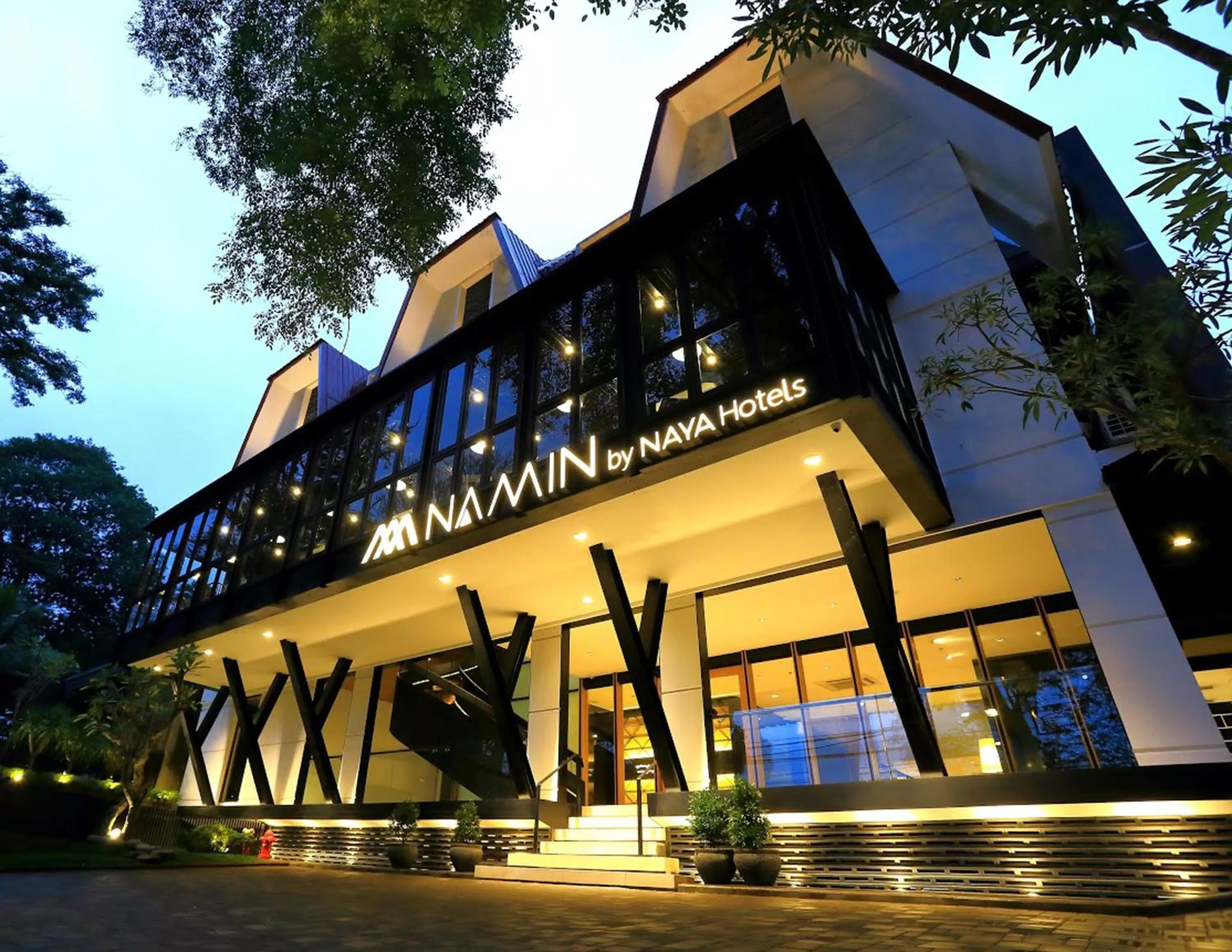 Facade/entrance in Namin Dago Hotel