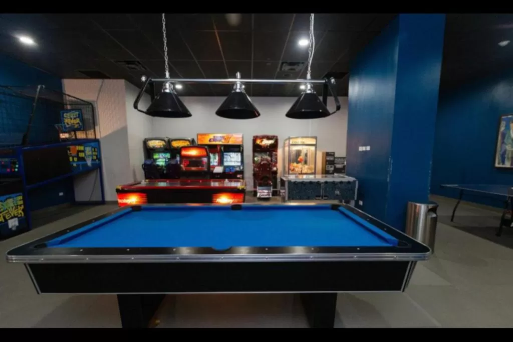 Billiard, Billiards in 2BR Condo at Isla Verde Beach