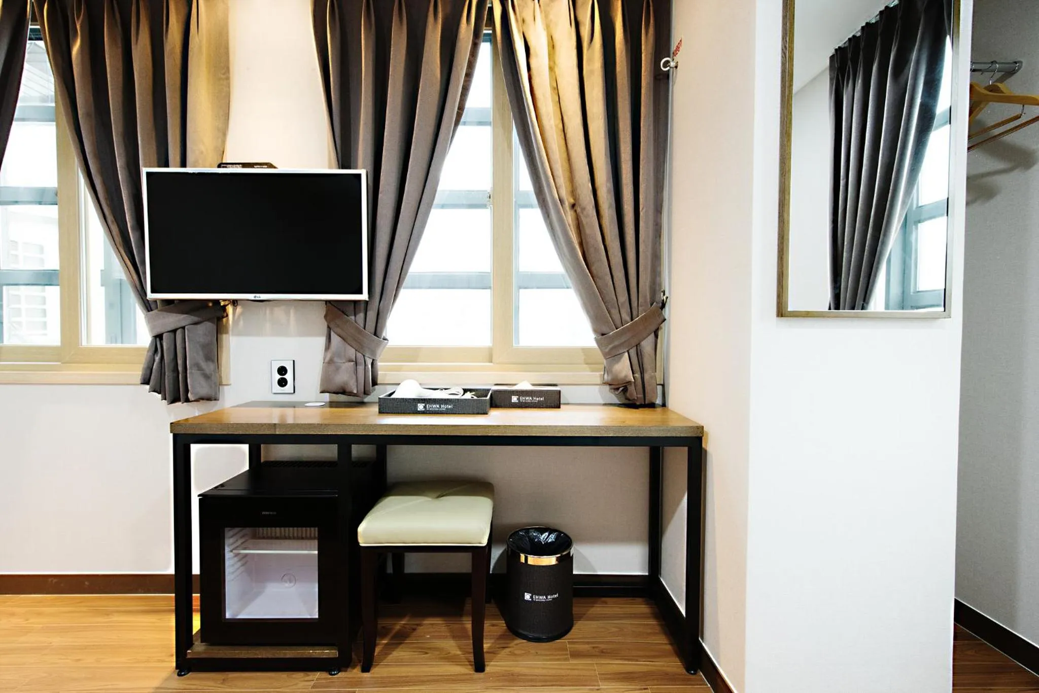 TV and multimedia in Ehwa In Myeongdong