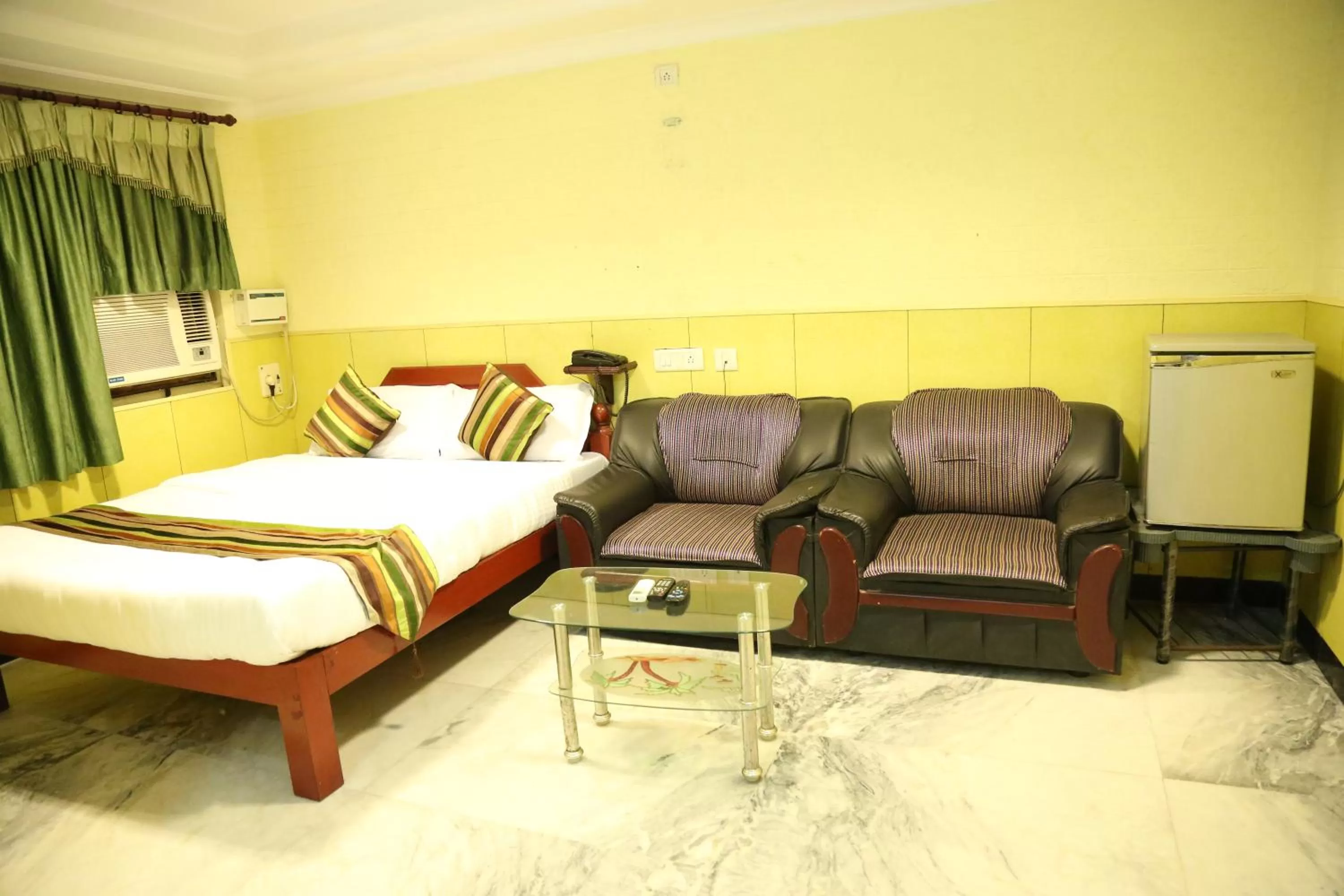 Bed in Rmc travellers inn