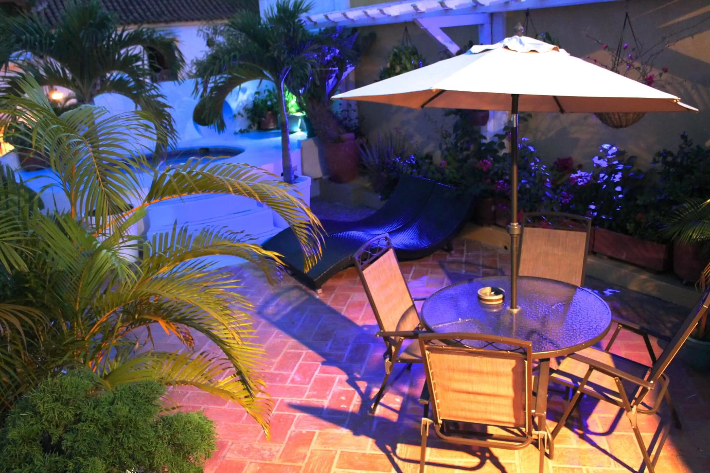 Night in Hotel Casa Gloria Boutique