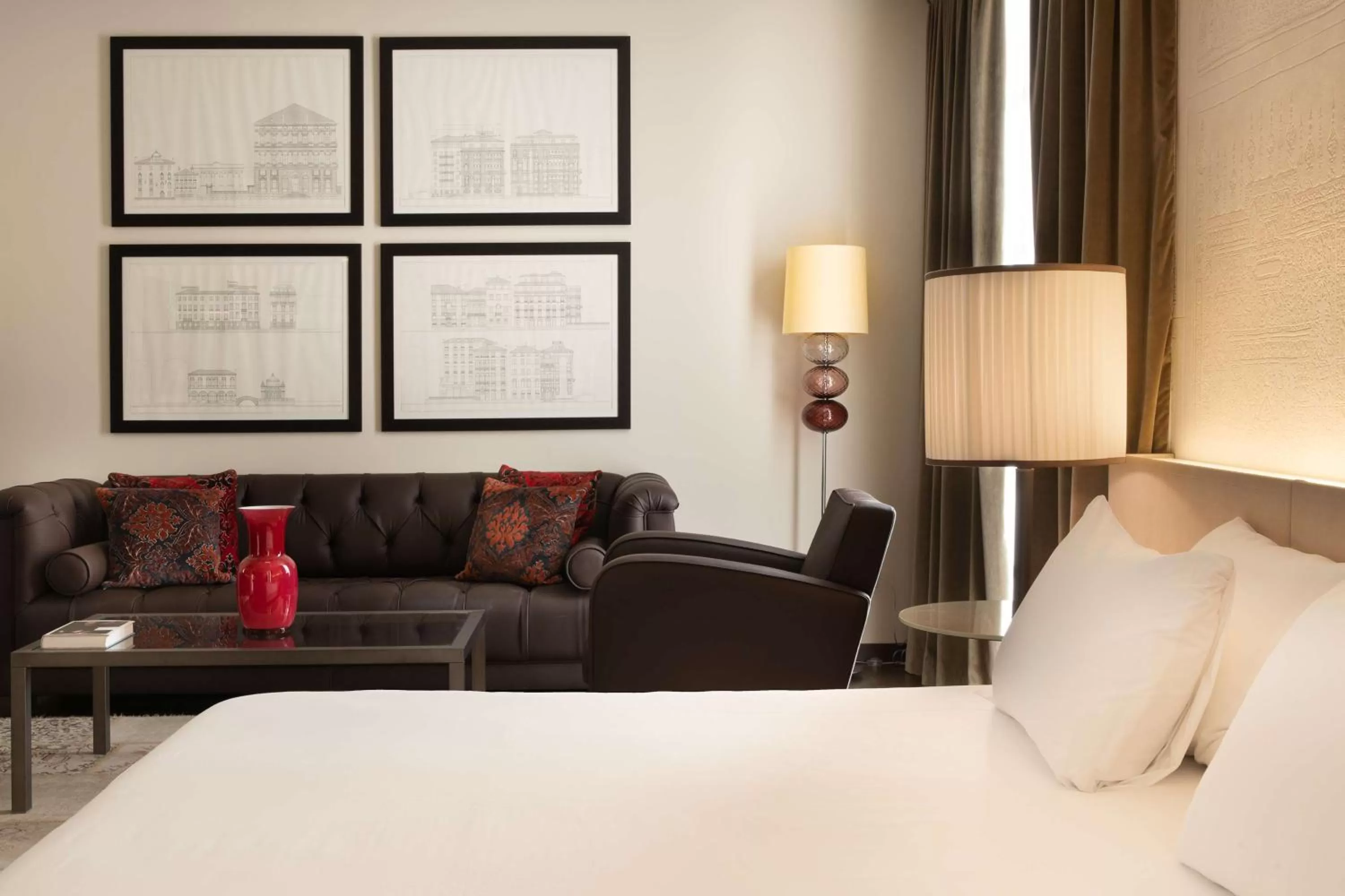 Photo of the whole room, Bed in Hyatt Centric Murano Venice