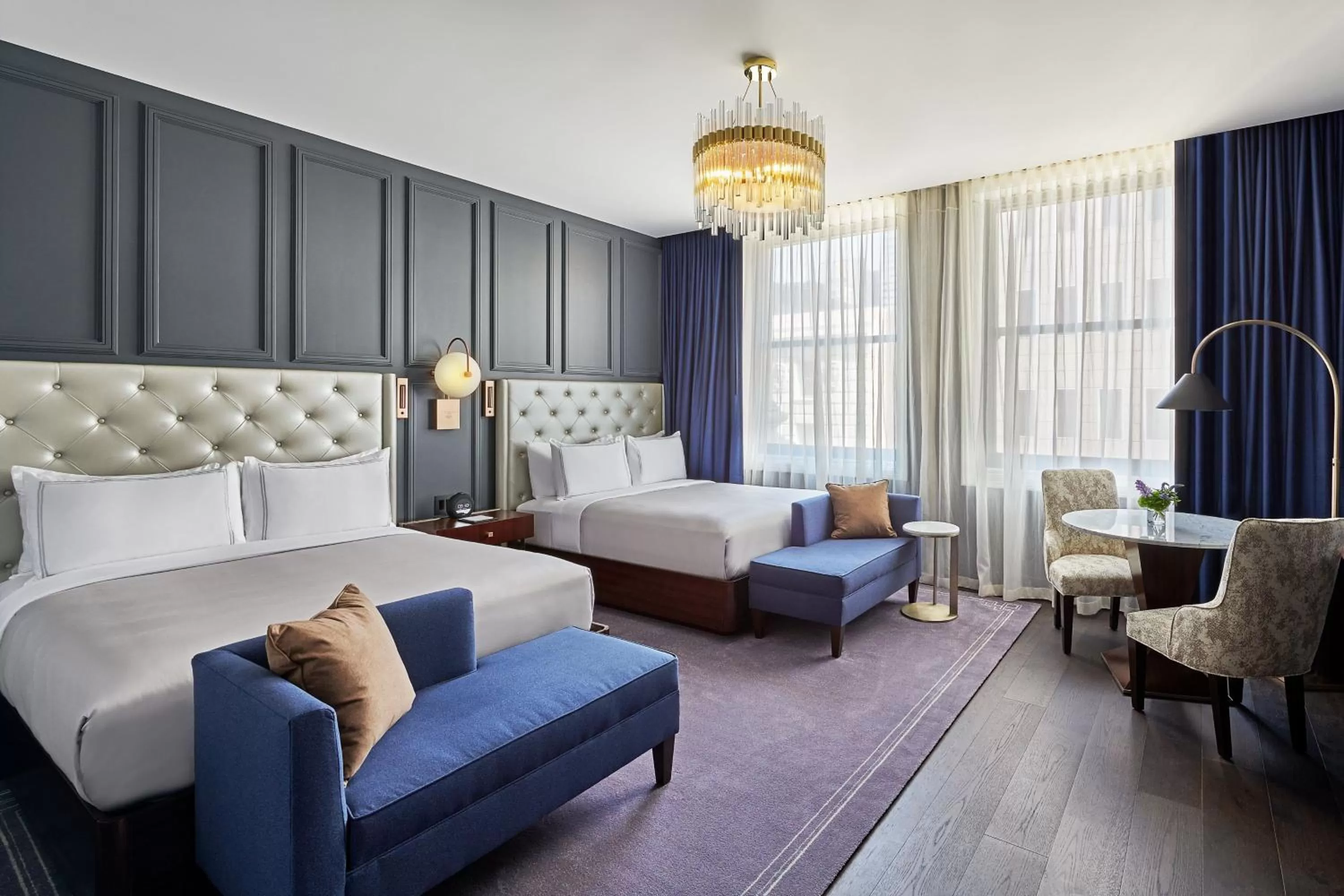 Photo of the whole room, Bed in The LaSalle Chicago, Autograph Collection