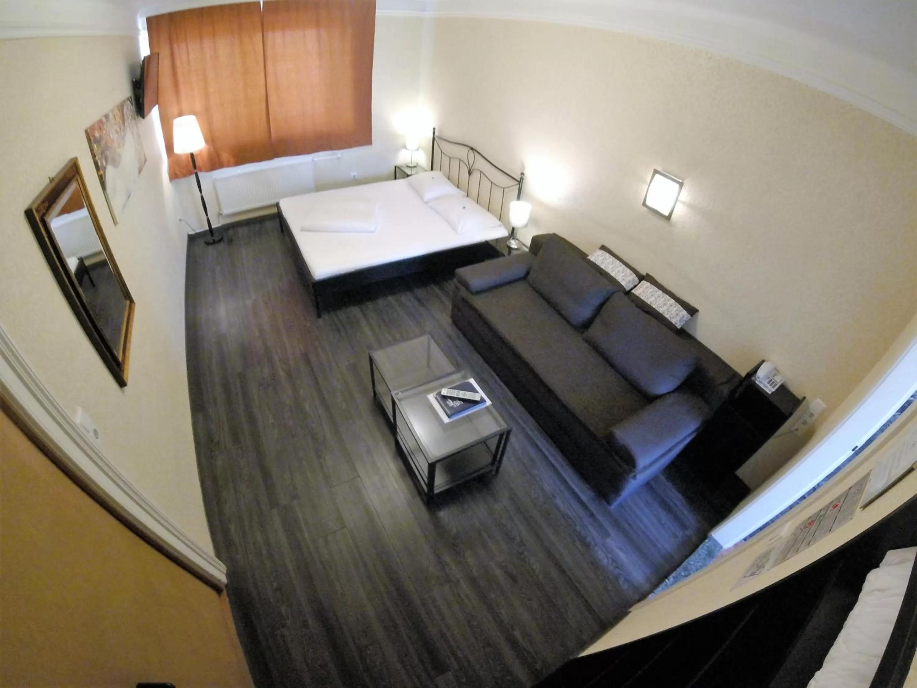 Photo of the whole room, Bed in Hotel Goldene Spinne