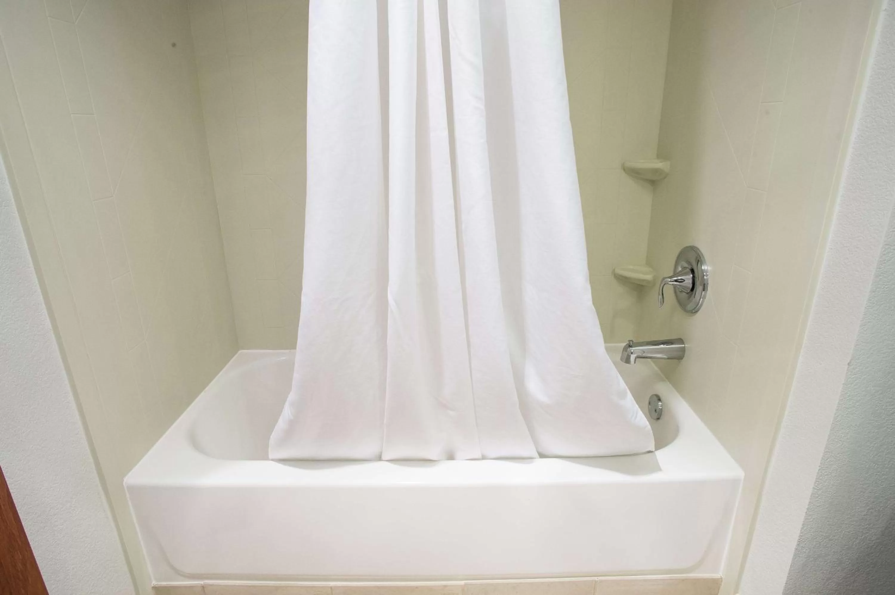 Photo of the whole room in The Hotel at Dayton South