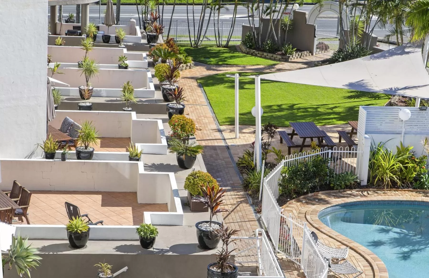 Property building in Kirra Palms Holiday Apartments