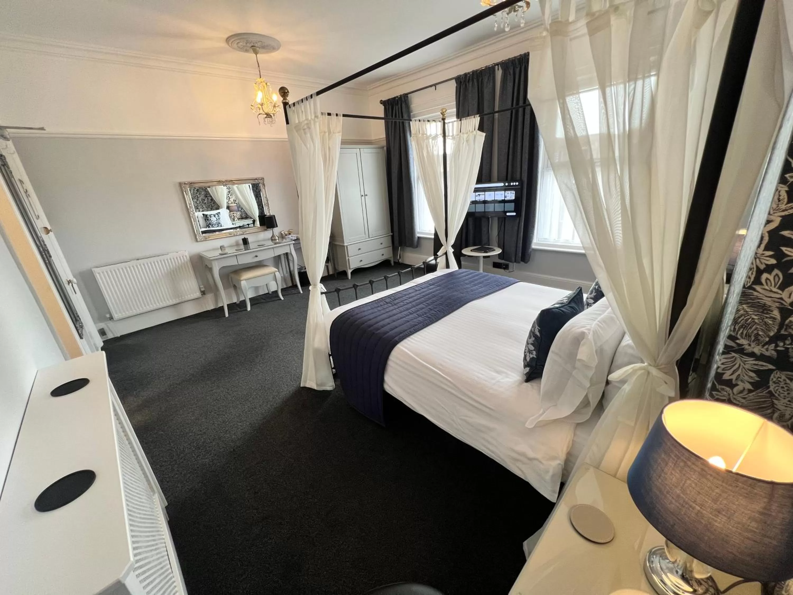 Property building in Birkdale Guest House