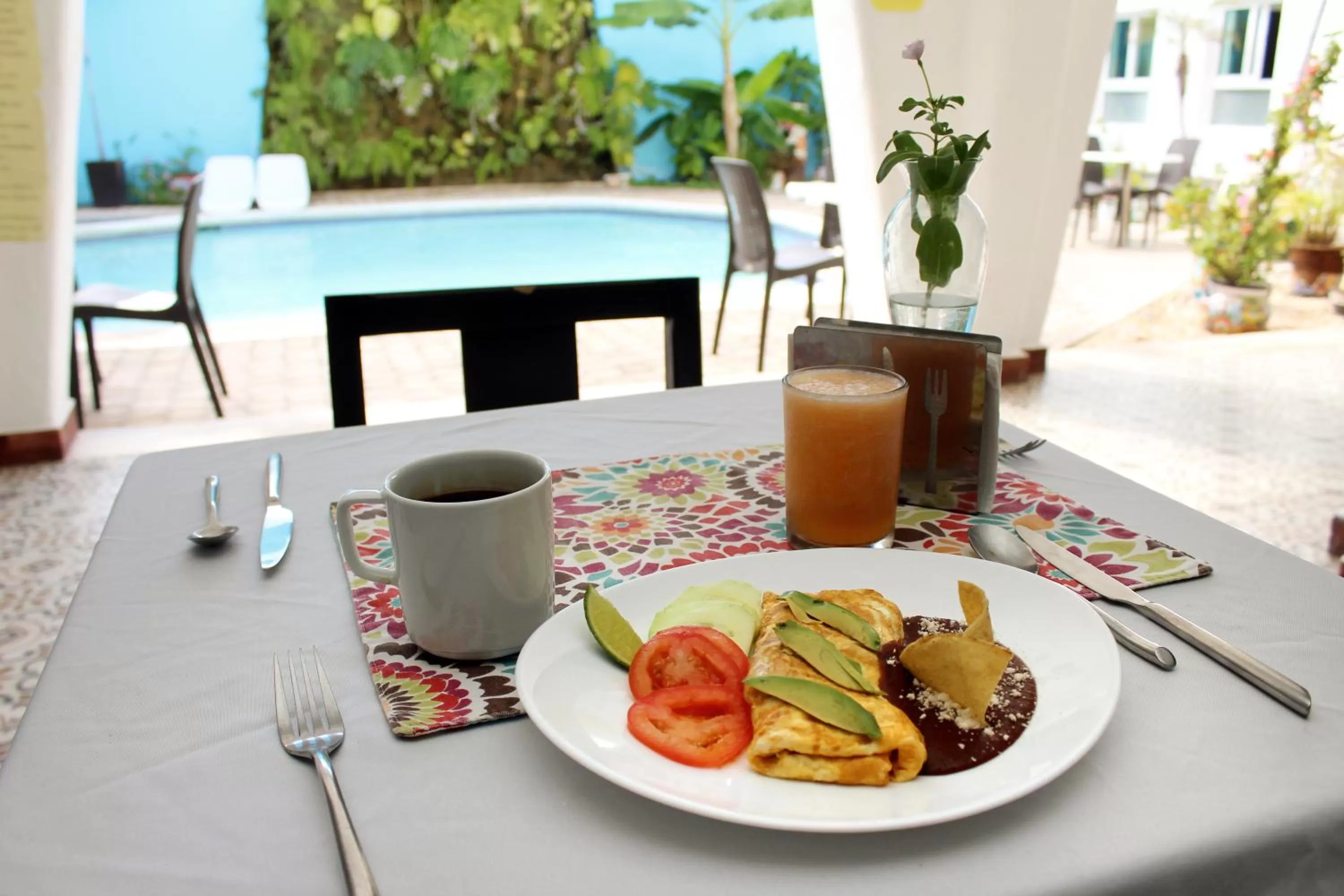 Restaurant/places to eat in Hotel Berny