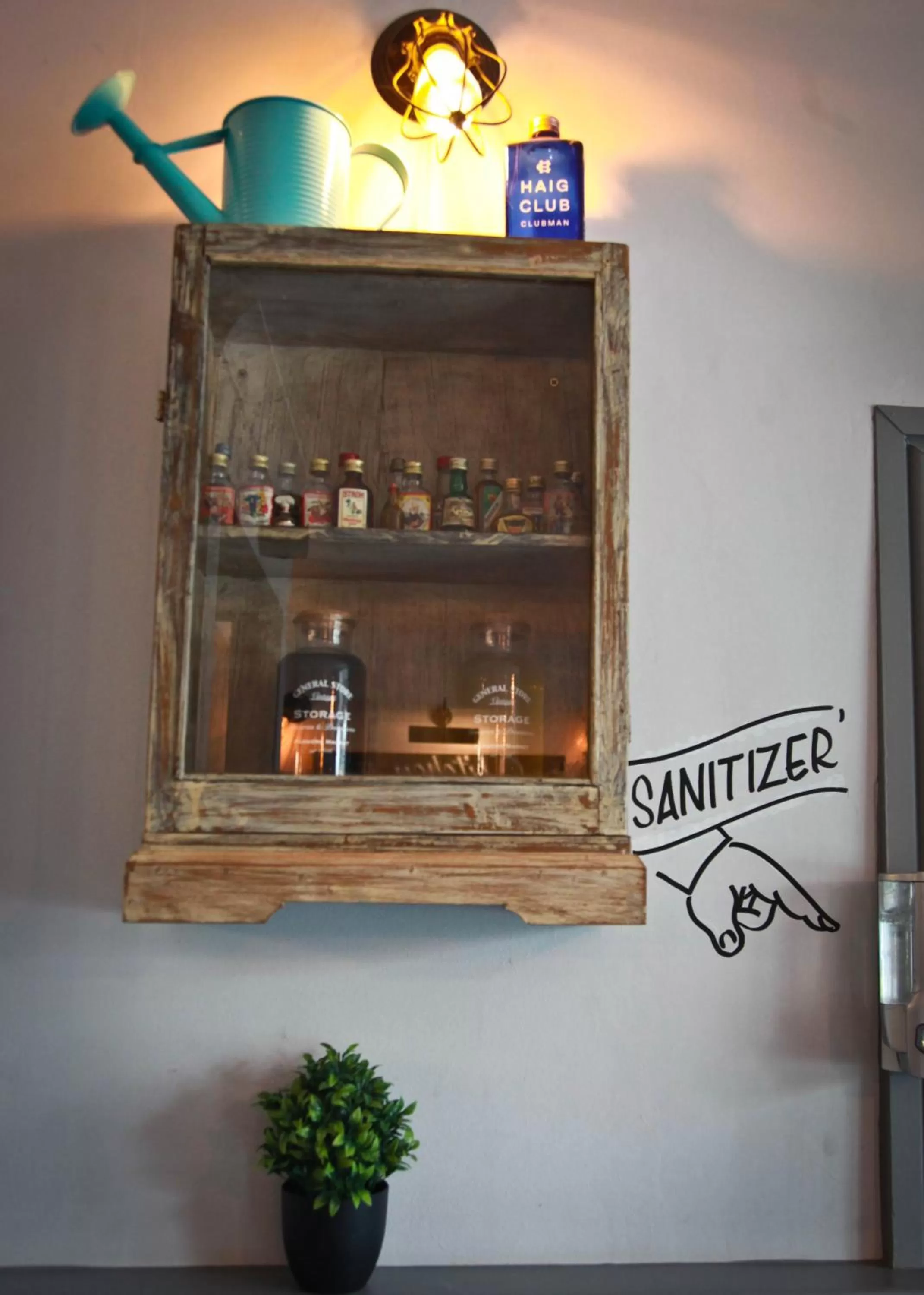 Lounge or bar in Rowton Poplars Hotel