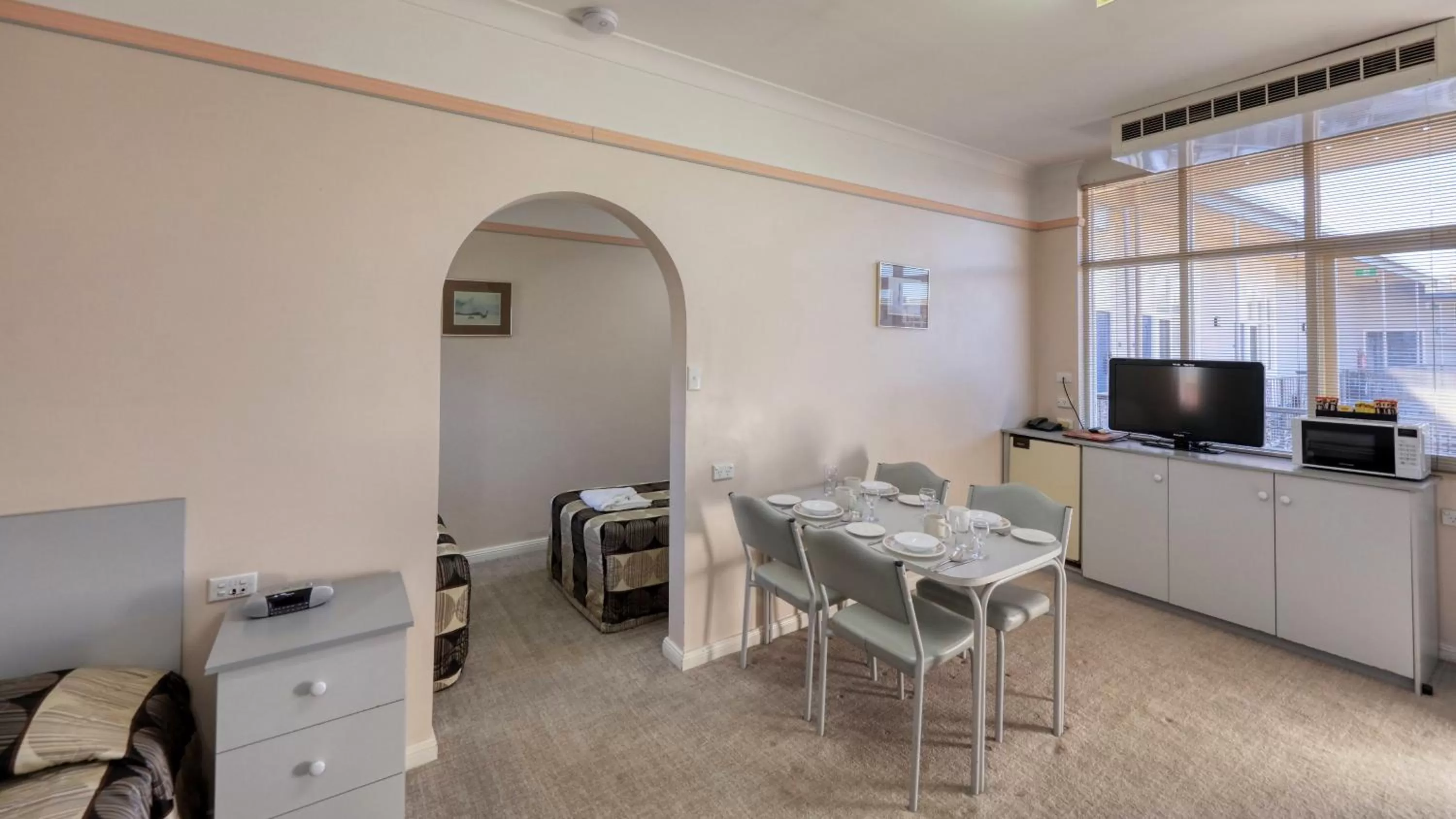 Seating area in Comfort Inn Crystal Broken Hill