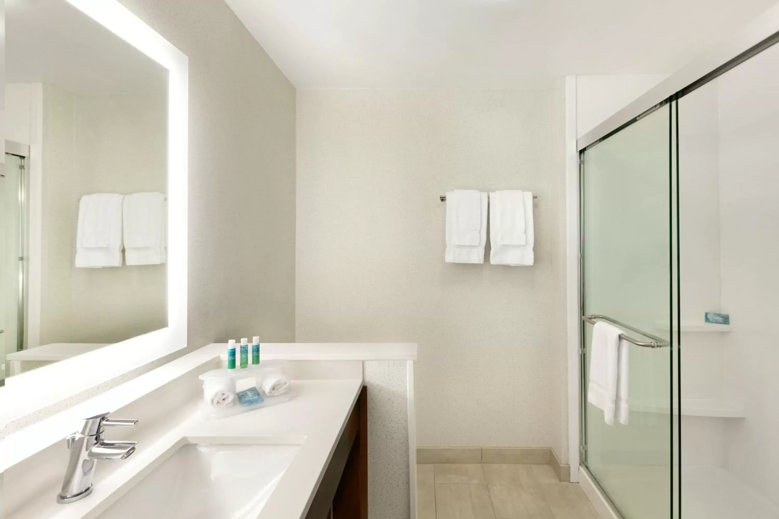 Holiday Inn Express & Suites Salisbury by IHG Holiday Inn Express & Suites Salisbury by IHG