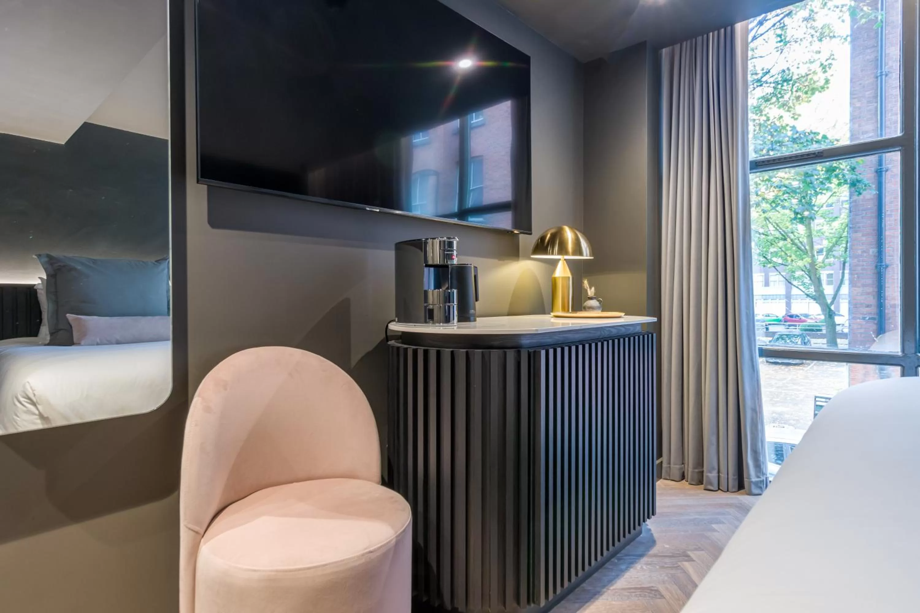 Seating area in Velvet Hotel Manchester, WorldHotels Crafted