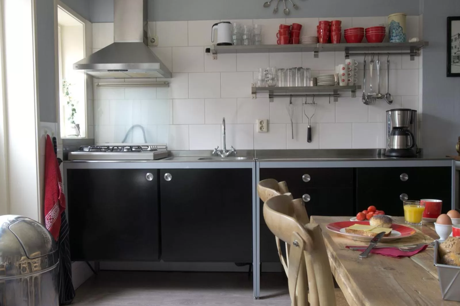 Kitchen or kitchenette in B&B Posthoorn